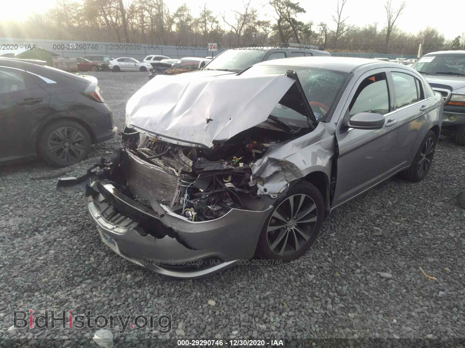 2014 CHRYSLER 200 - VIN: 1C3CCBBB2EN183429 - Фото 2