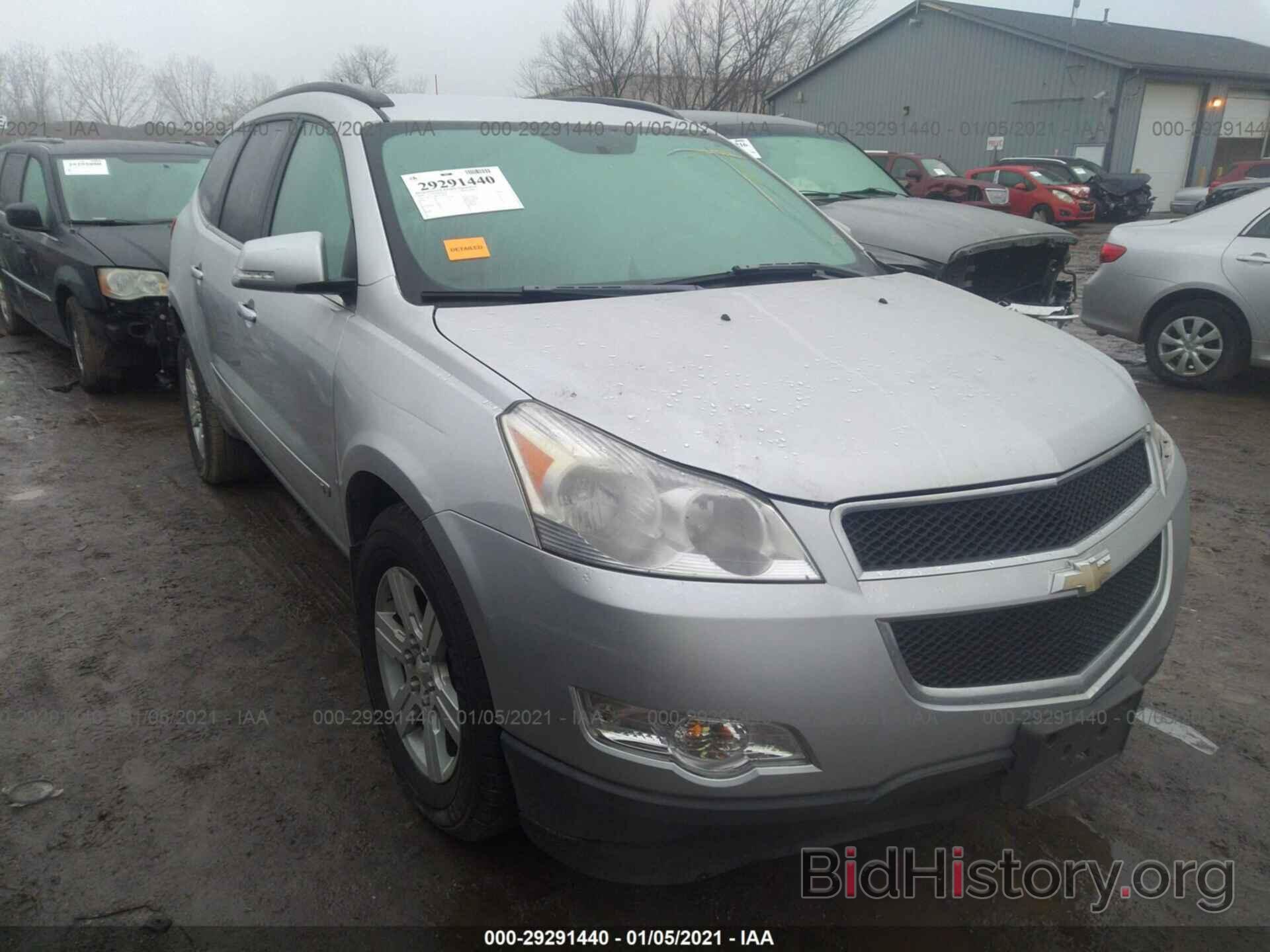 Photo 1GNLVFED8AS118968 - CHEVROLET TRAVERSE 2010