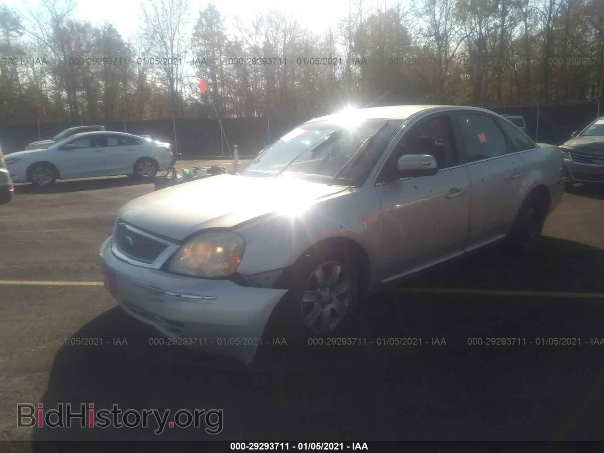 2007 FORD FIVE HUNDRED - VIN: 1FAFP24167G123149 - Фото 2