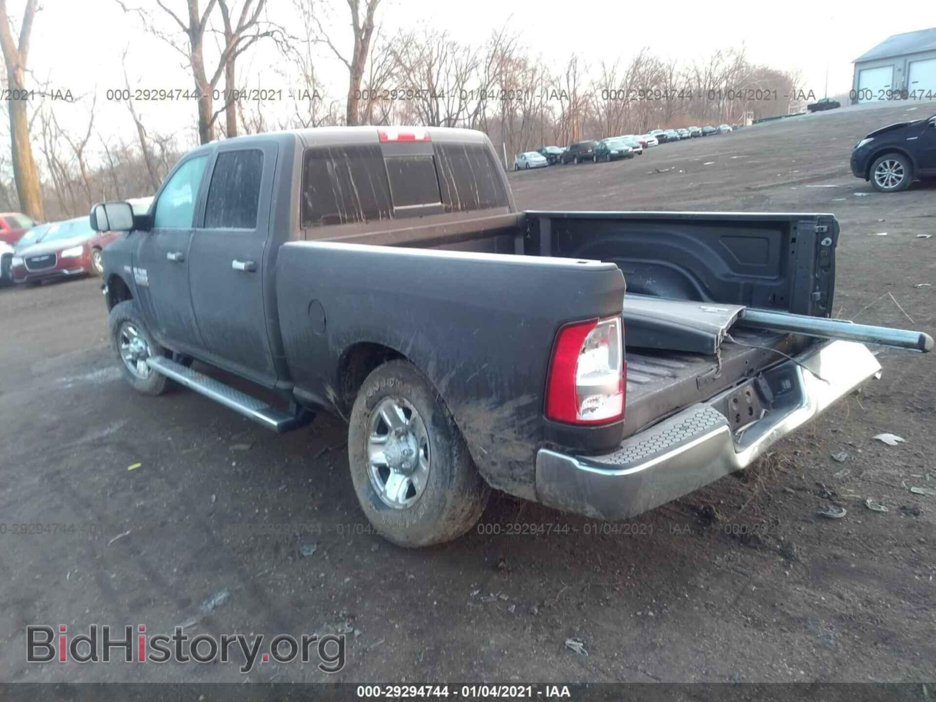 2017 RAM 2500 - VIN: 3C6UR5DJ1HG767359 - Photo 3