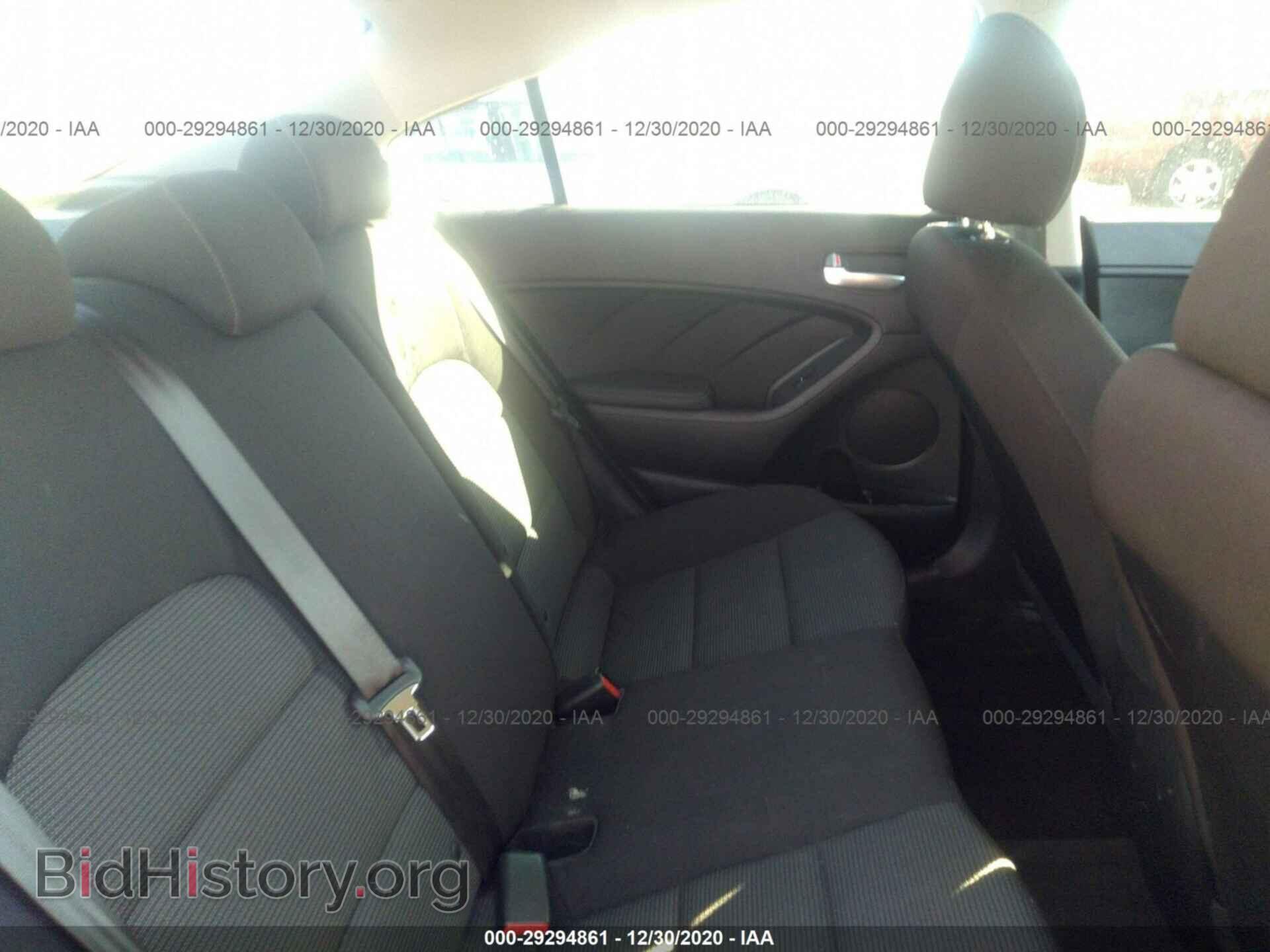 2017 KIA FORTE - VIN: 3KPFK4A75HE047275 - Фото 8