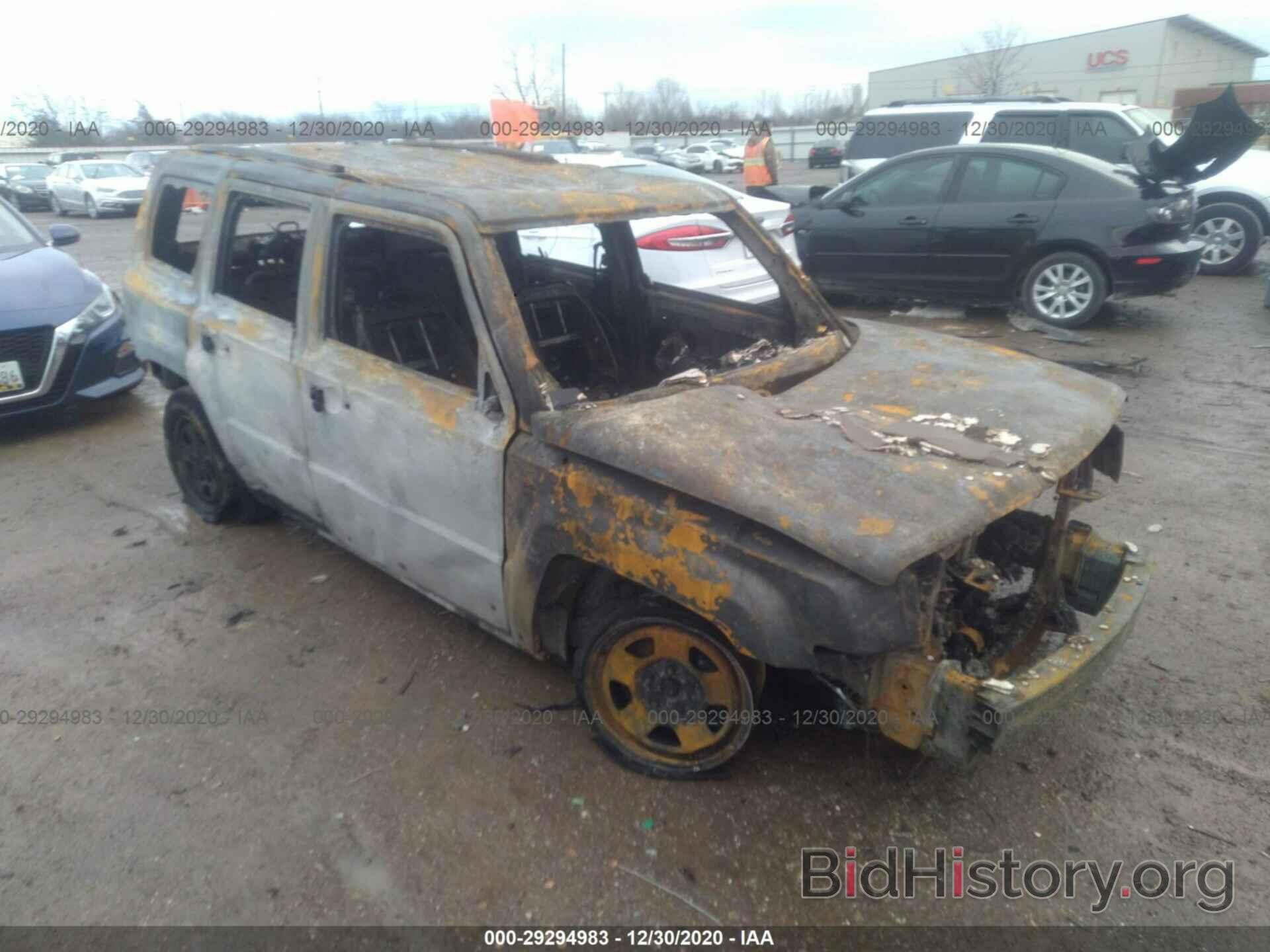 Photo 1C4NJPBA6FD340871 - JEEP PATRIOT 2015