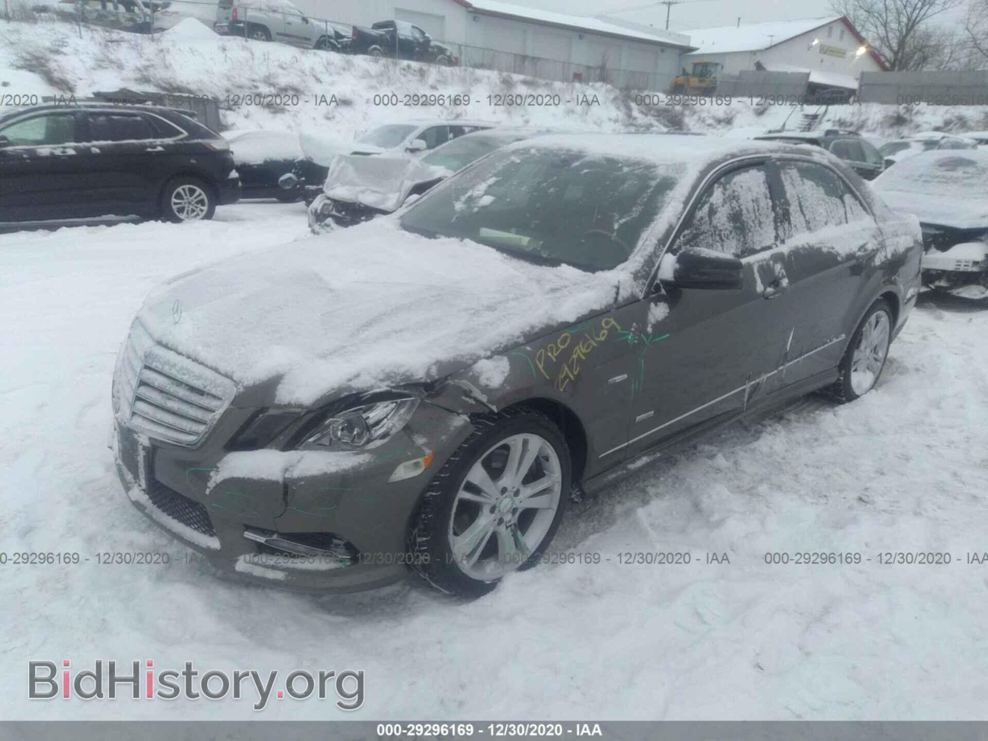 2012 MERCEDES-BENZ E-CLASS - VIN: WDDHF8JB7CA569612 - Photo 2