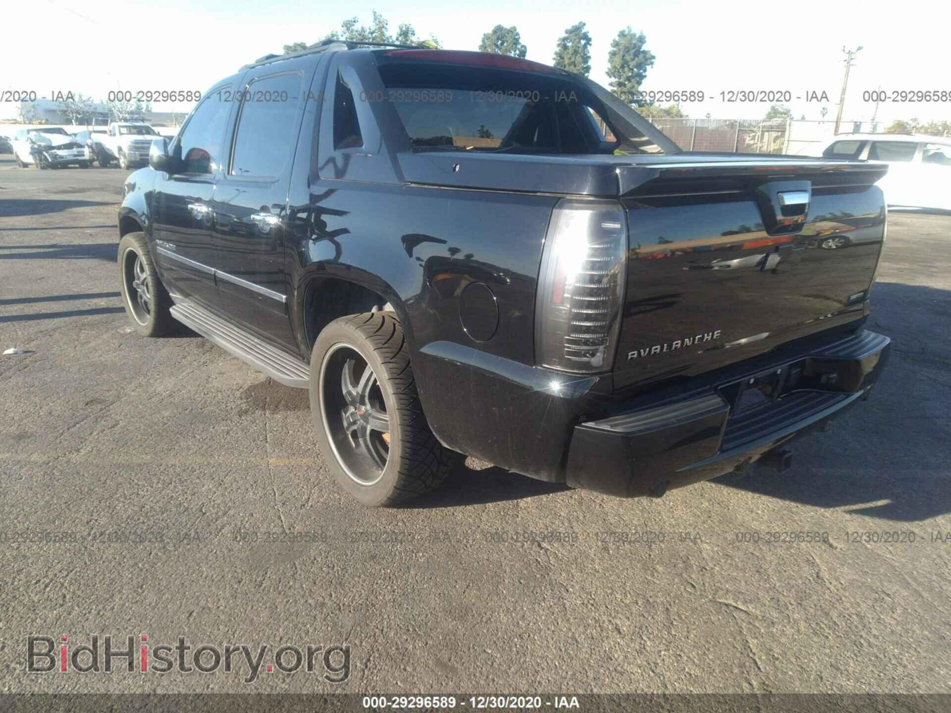 2011 CHEVROLET AVALANCHE - VIN: 3GNMCGE00BG259653 - Фото 3