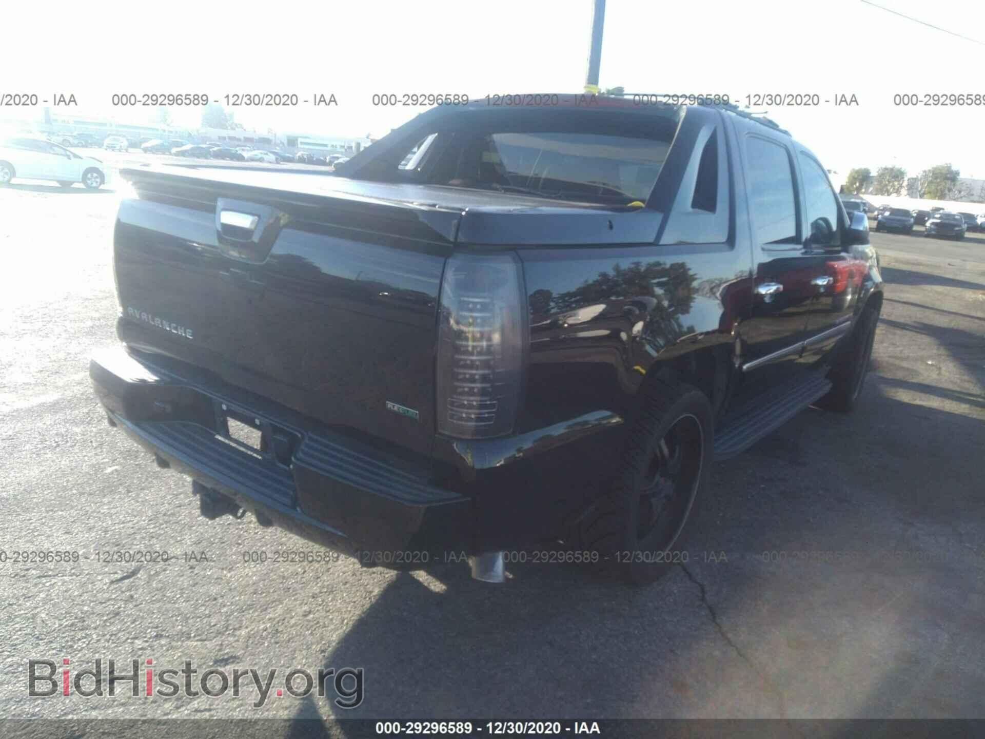 2011 CHEVROLET AVALANCHE - VIN: 3GNMCGE00BG259653 - Фото 4