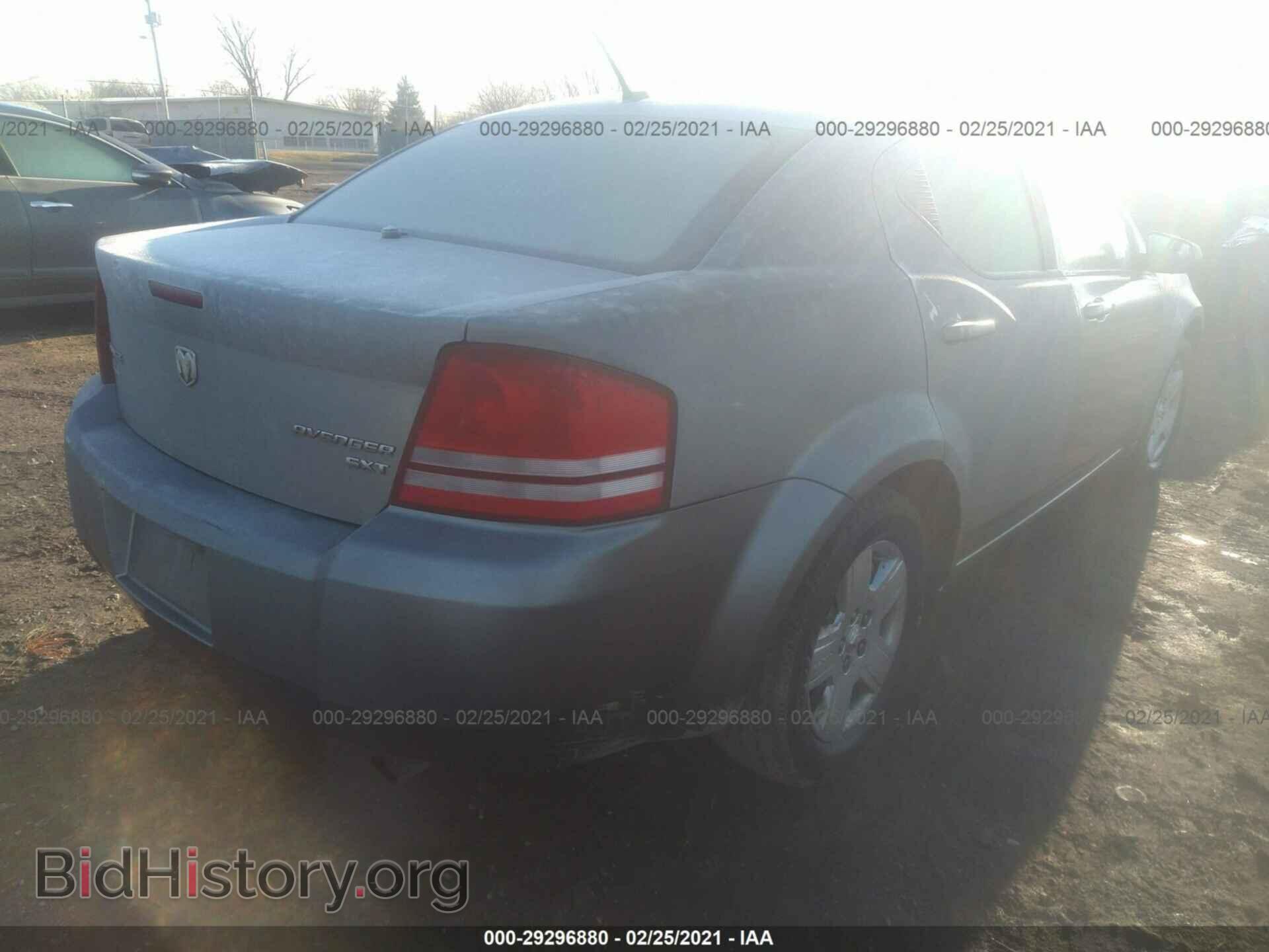2010 DODGE AVENGER - VIN: 1B3CC4FD8AN158159 - Photo 4