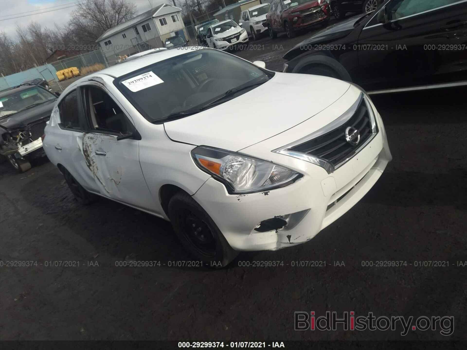 Фотография 3N1CN7AP7HK421692 - NISSAN VERSA SEDAN 2017