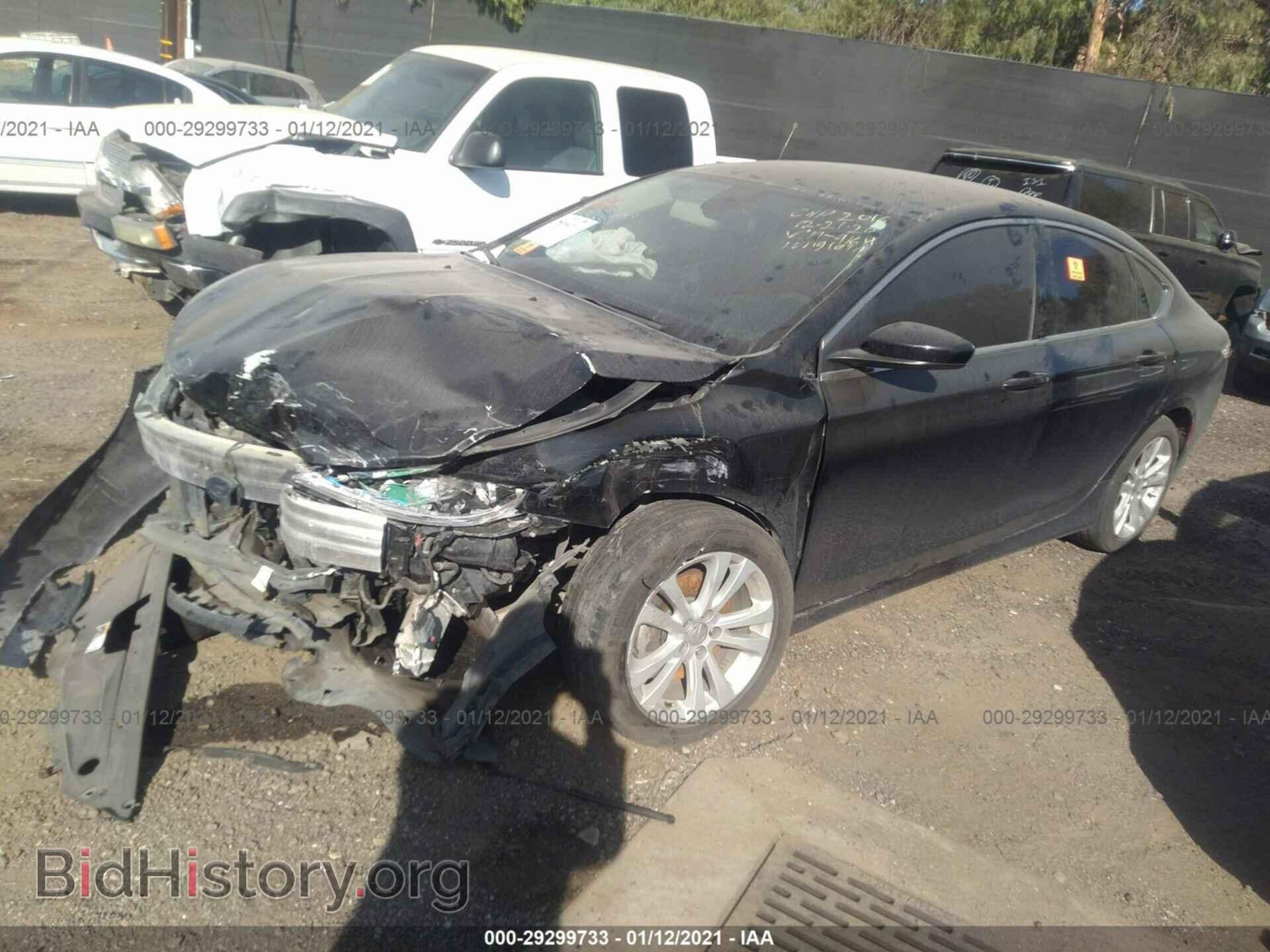 2016 CHRYSLER 200 - VIN: 1C3CCCAB0GN139164 - Фото 2