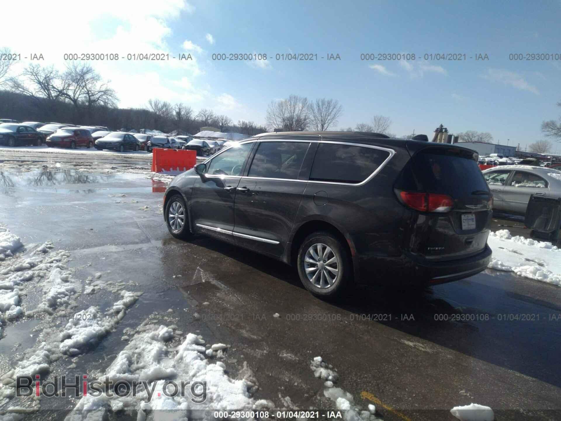 2017 CHRYSLER PACIFICA - VIN: 2C4RC1BG6HR788041 - Фото 3