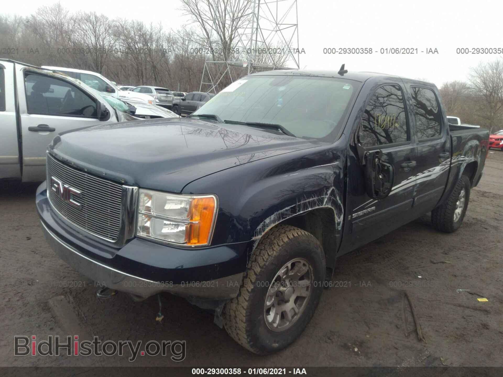2007 GMC SIERRA 1500 - VIN: 2GTEC13C971622734 - Фото 2