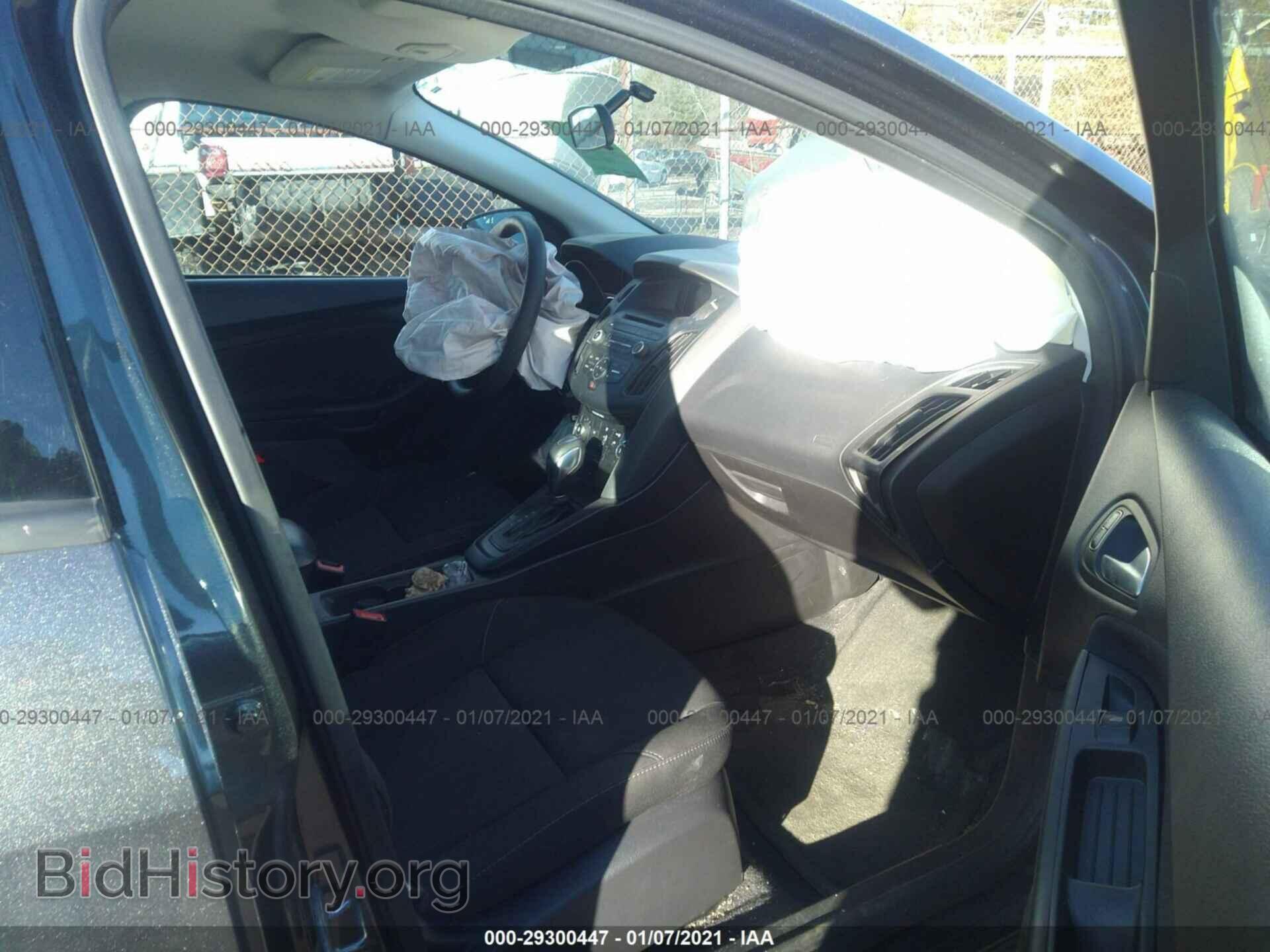2016 FORD FOCUS - VIN: 1FADP3F26GL235976 - Photo 5