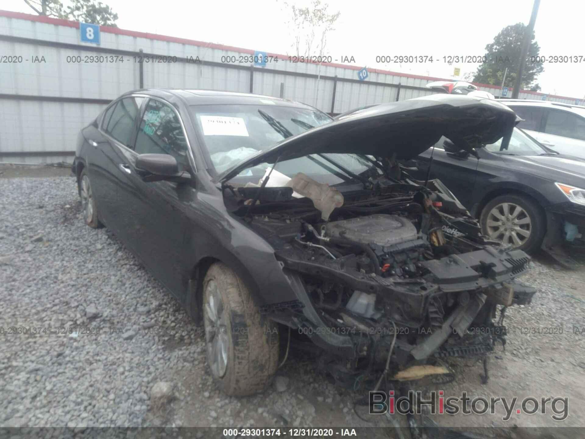 Photo 1HGCR3F81DA008983 - HONDA ACCORD SDN 2013