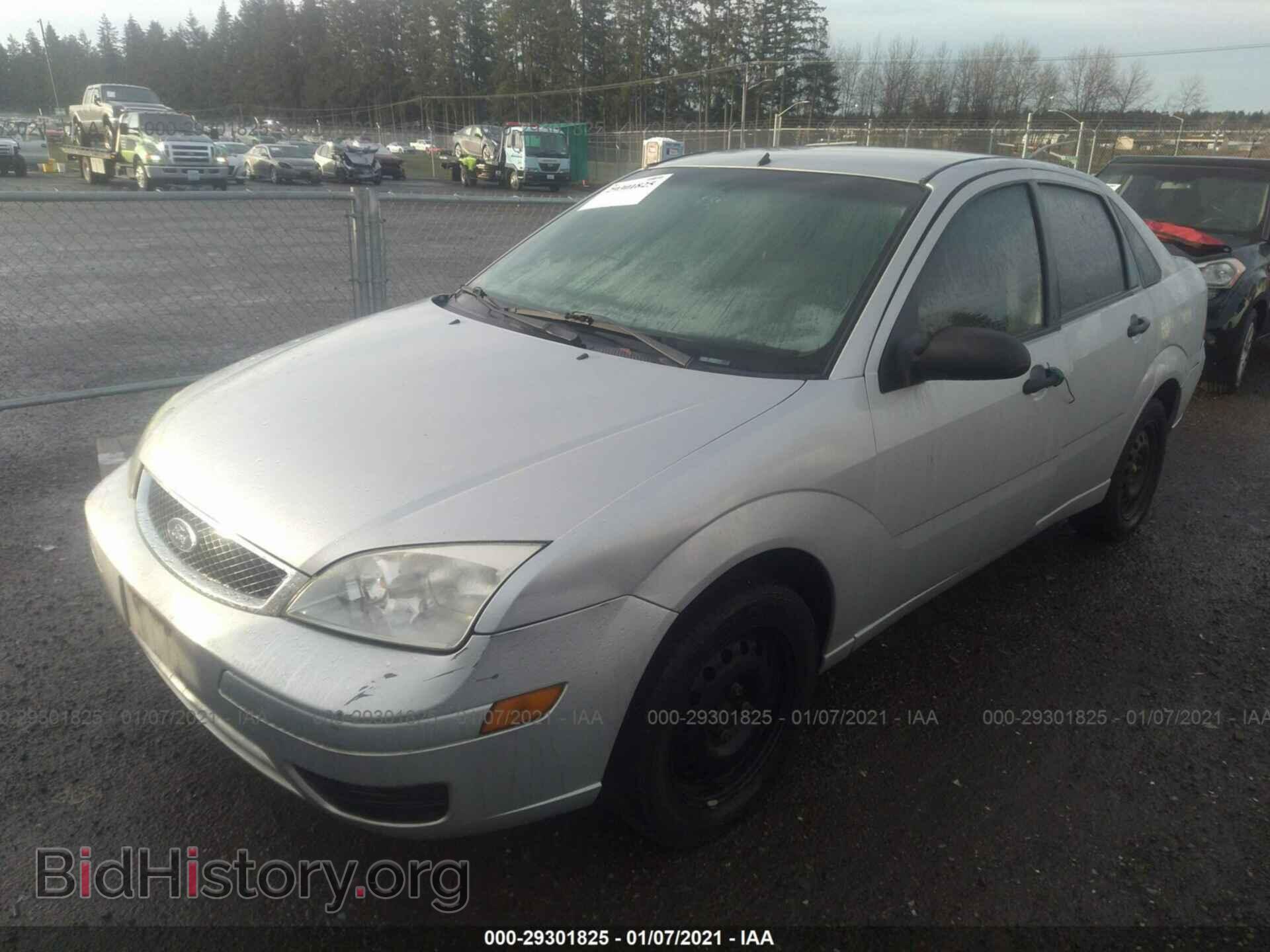 2007 FORD FOCUS - VIN: 1FAFP34N67W194091 - Фото 2