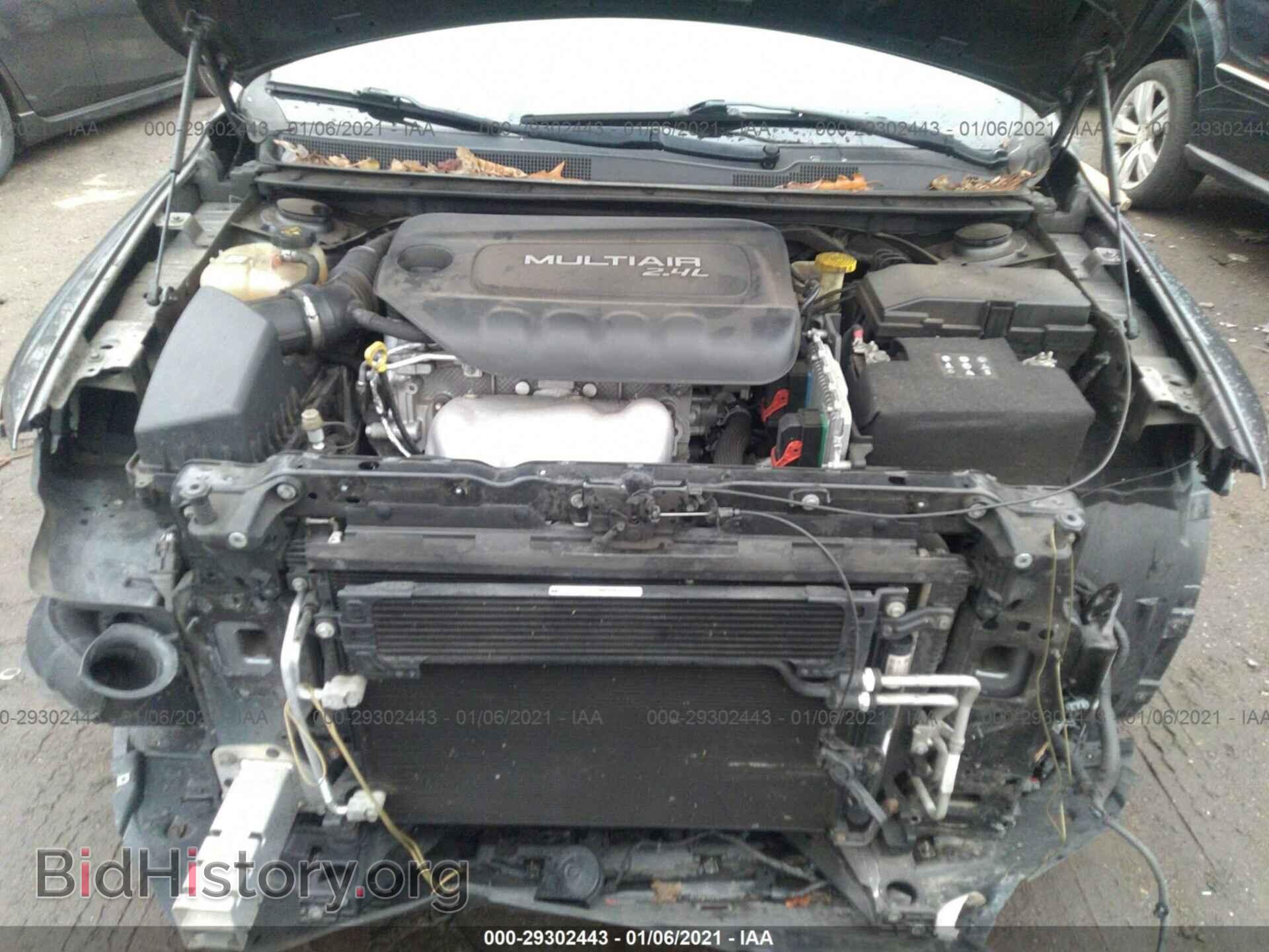 2016 CHRYSLER 200 - VIN: 1C3CCCAB0GN186159 - Фото 10