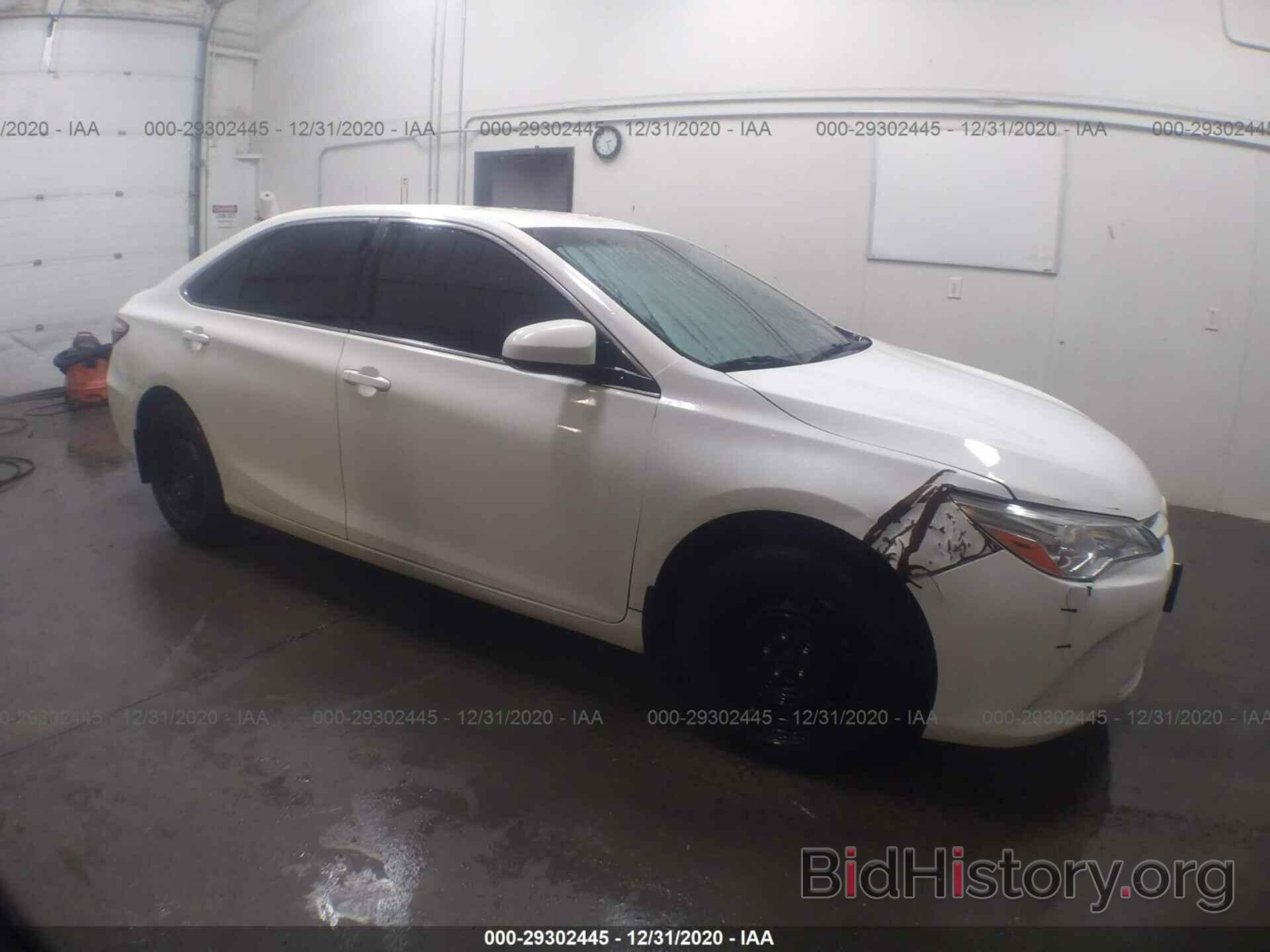 Photo 4T4BF1FK9FR482783 - TOYOTA CAMRY 2015