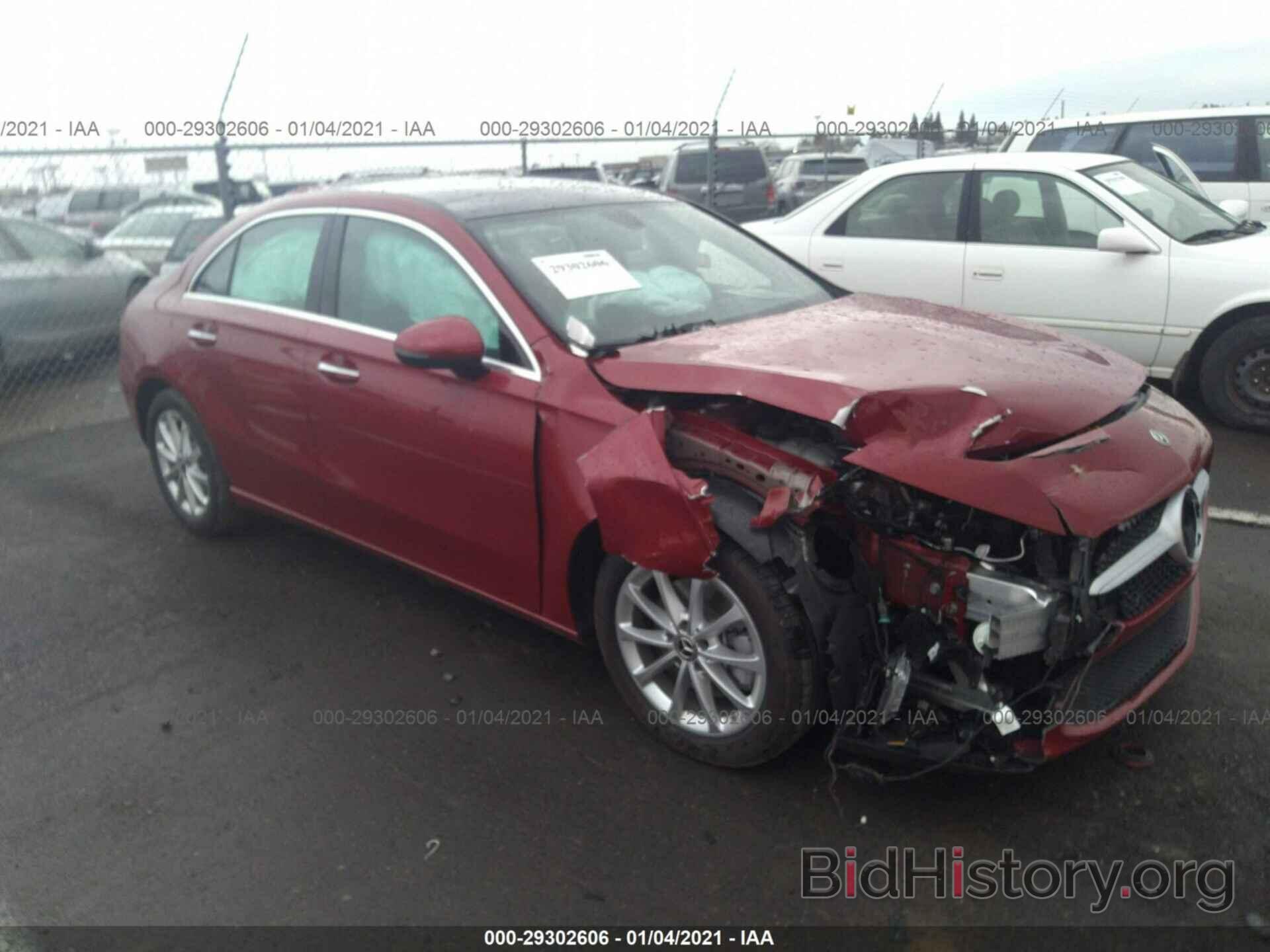 Photo W1K3G4EB8LJ235793 - MERCEDES-BENZ A-CLASS 2020