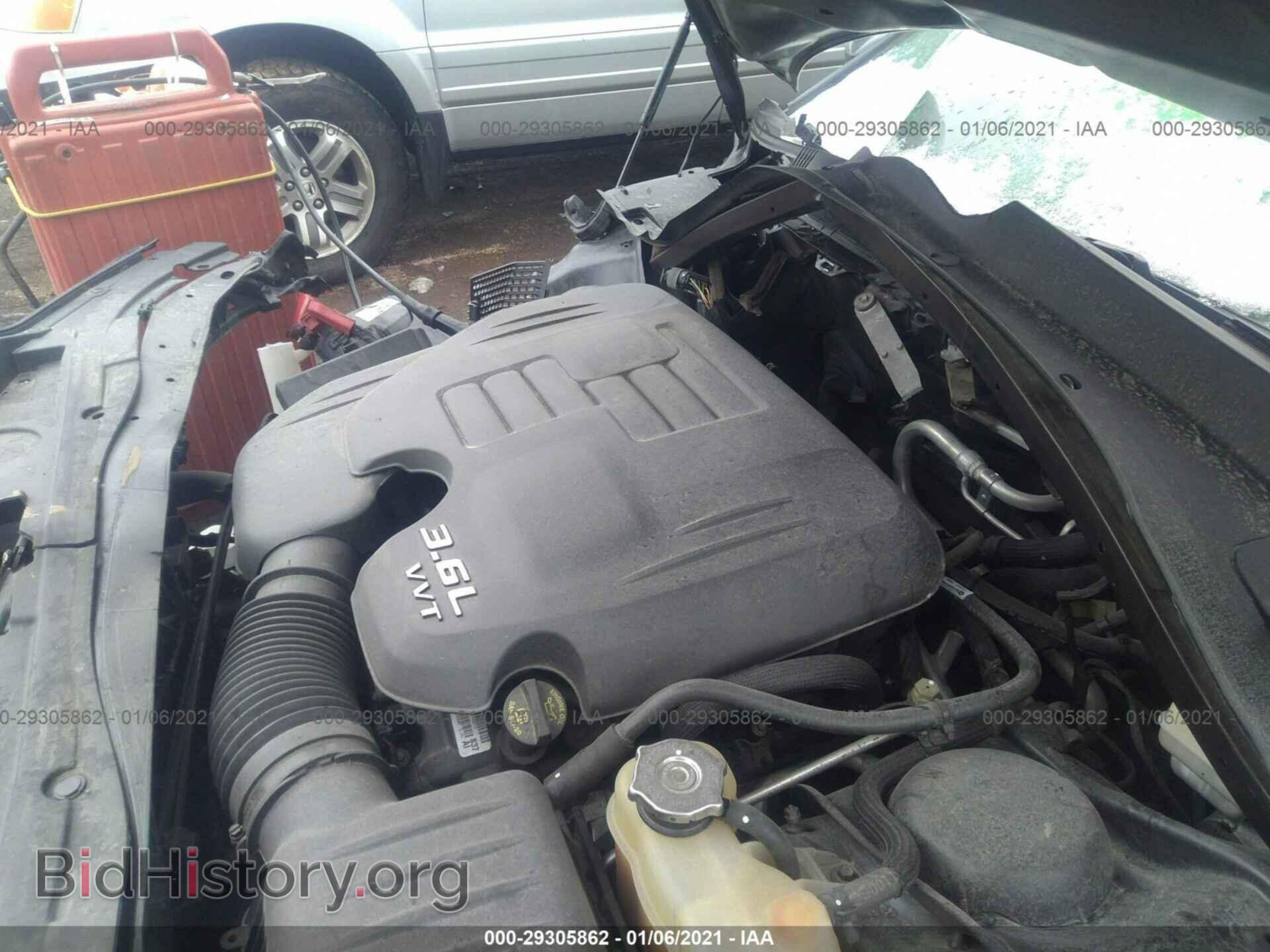2015 CHRYSLER 300 - VIN: 2C3CCAAG0FH792472 - Фото 10