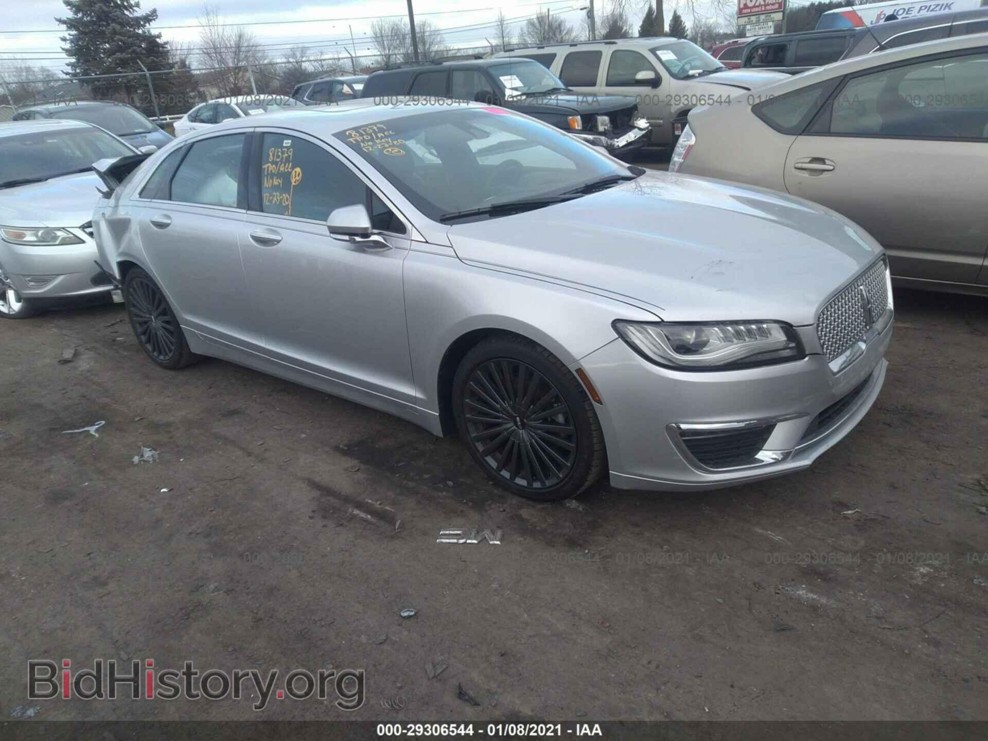 Фотография 3LN6L5E94HR649961 - LINCOLN MKZ 2017