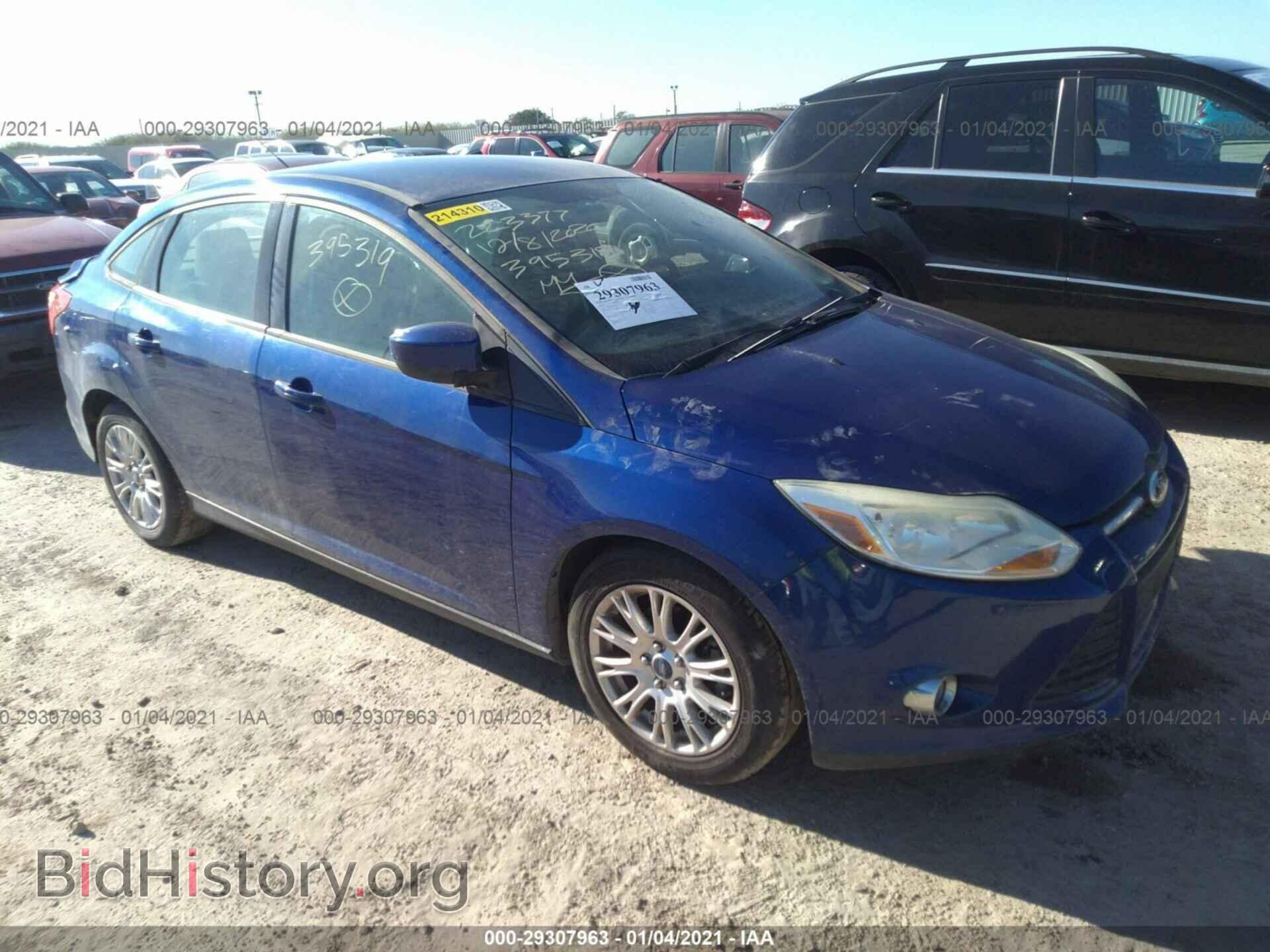 Photo 1FAHP3F28CL395319 - FORD FOCUS 2012