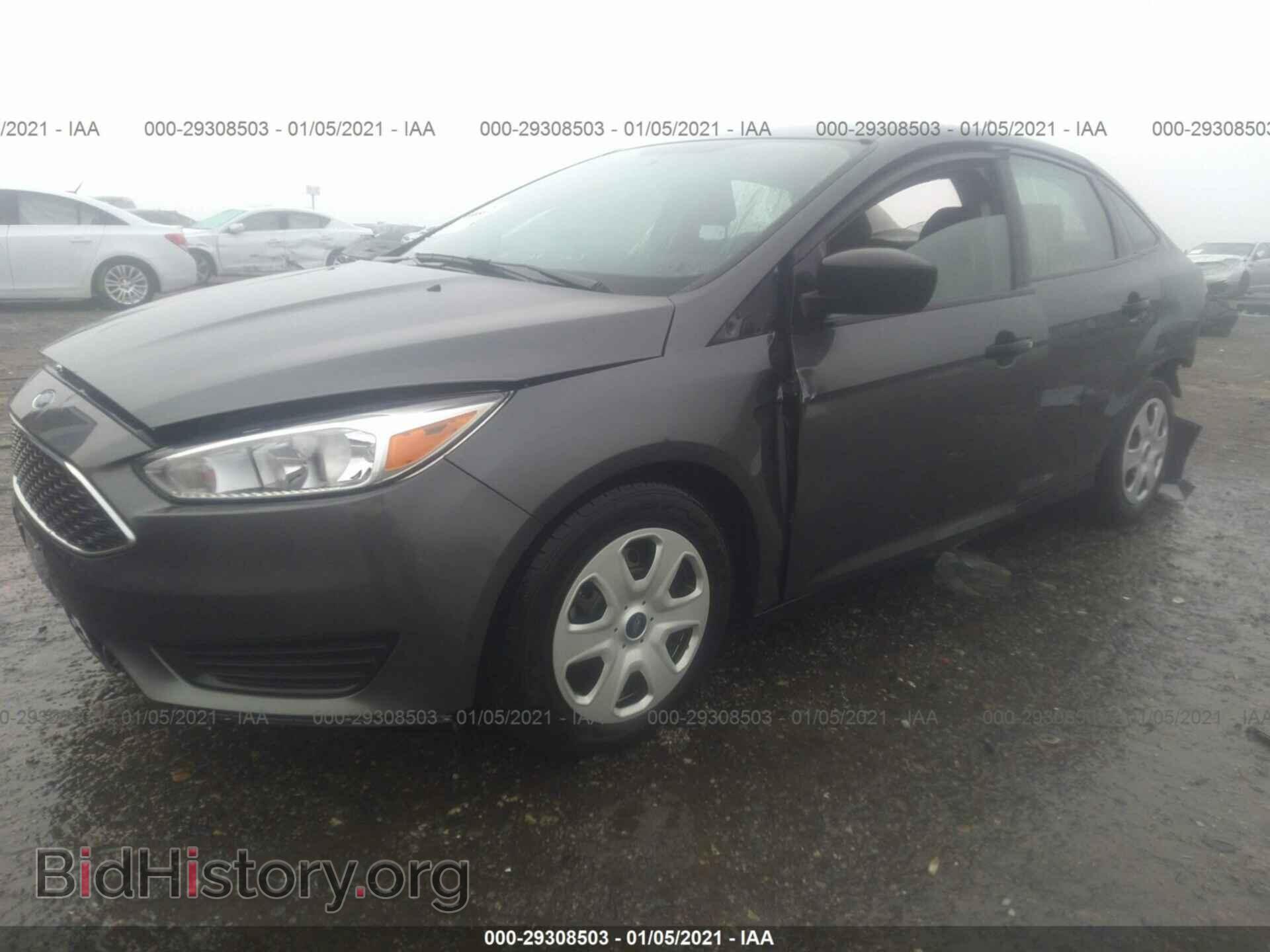 2017 FORD FOCUS - VIN: 1FADP3E24HL326831 - Фото 2