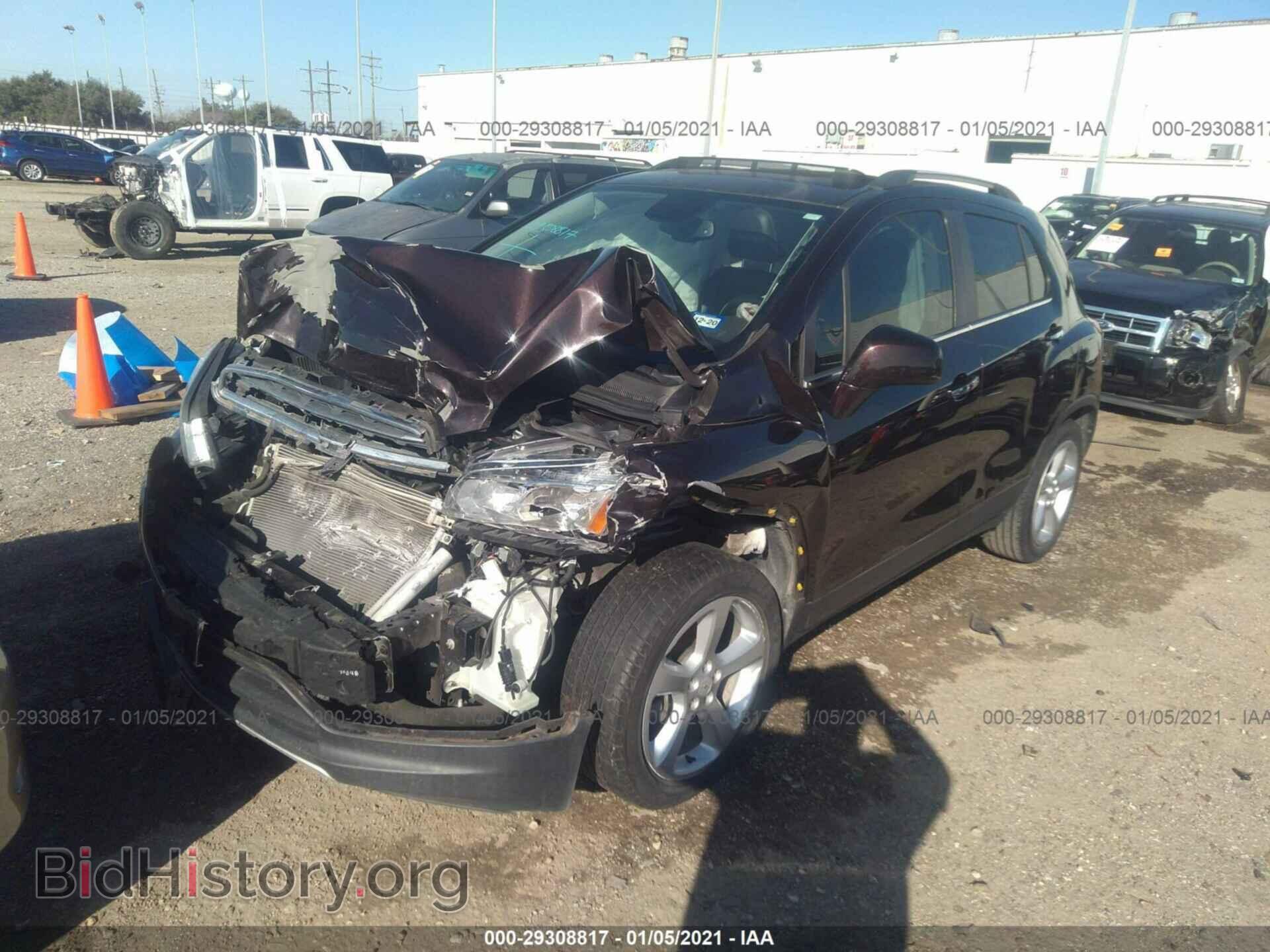 2015 CHEVROLET TRAX - VIN: KL7CJNSB9FB220608 - Фото 2