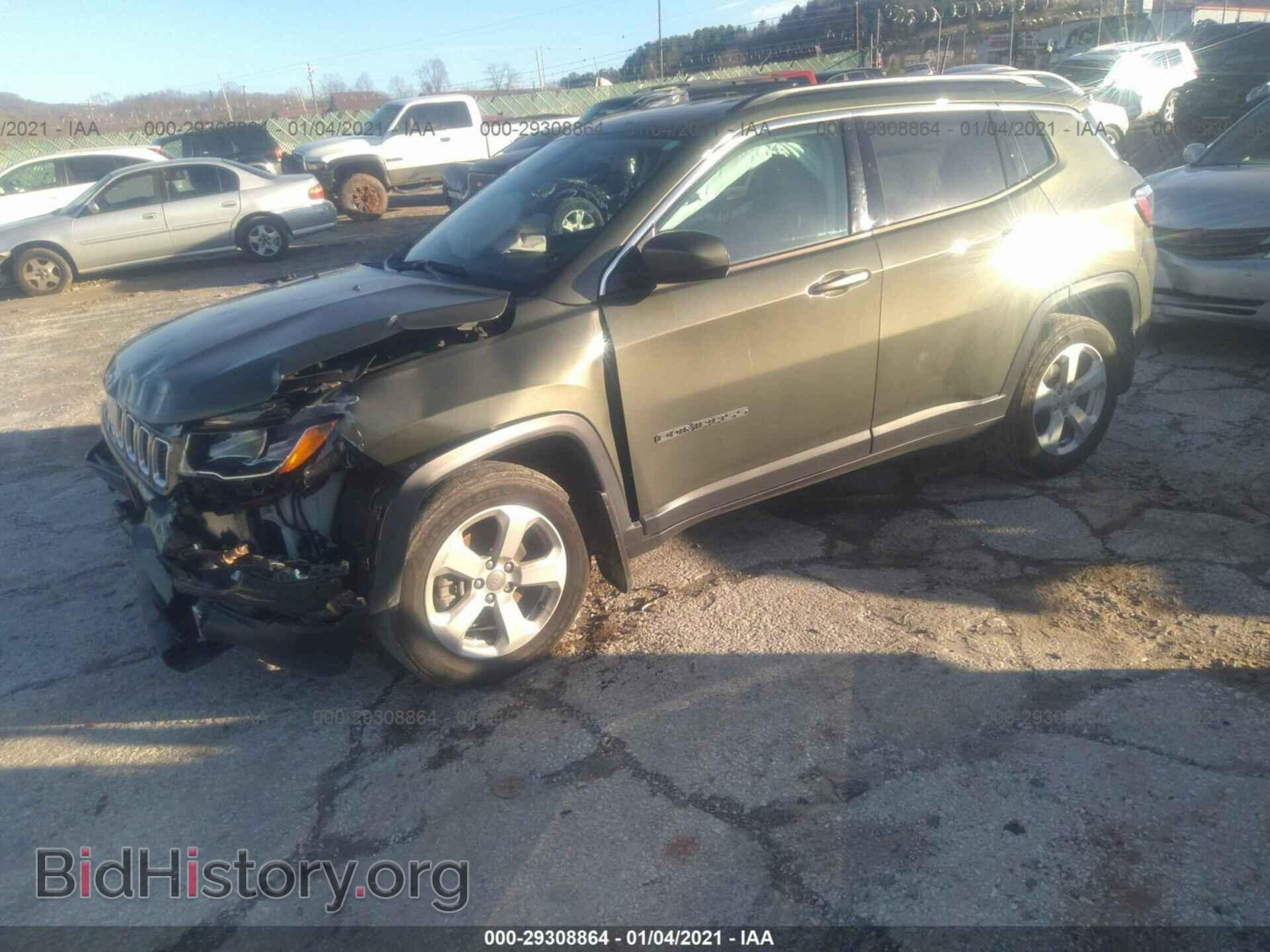 2019 JEEP COMPASS - VIN: 3C4NJCBB9KT638742 - Фото 2