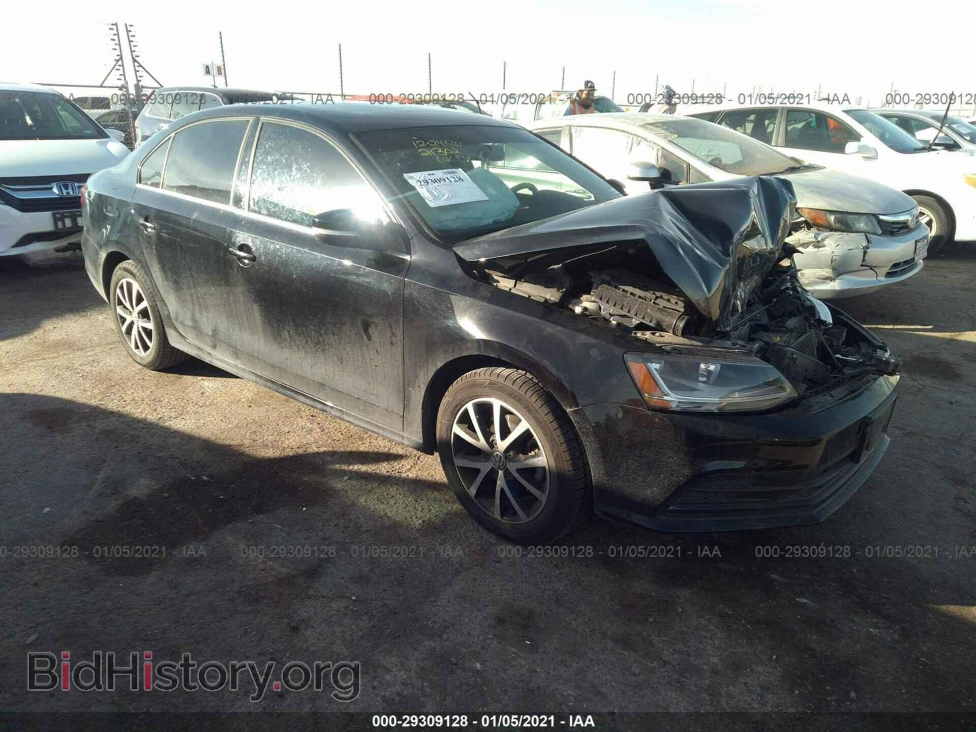 Фотография 3VWDB7AJ9HM268630 - VOLKSWAGEN JETTA 2017