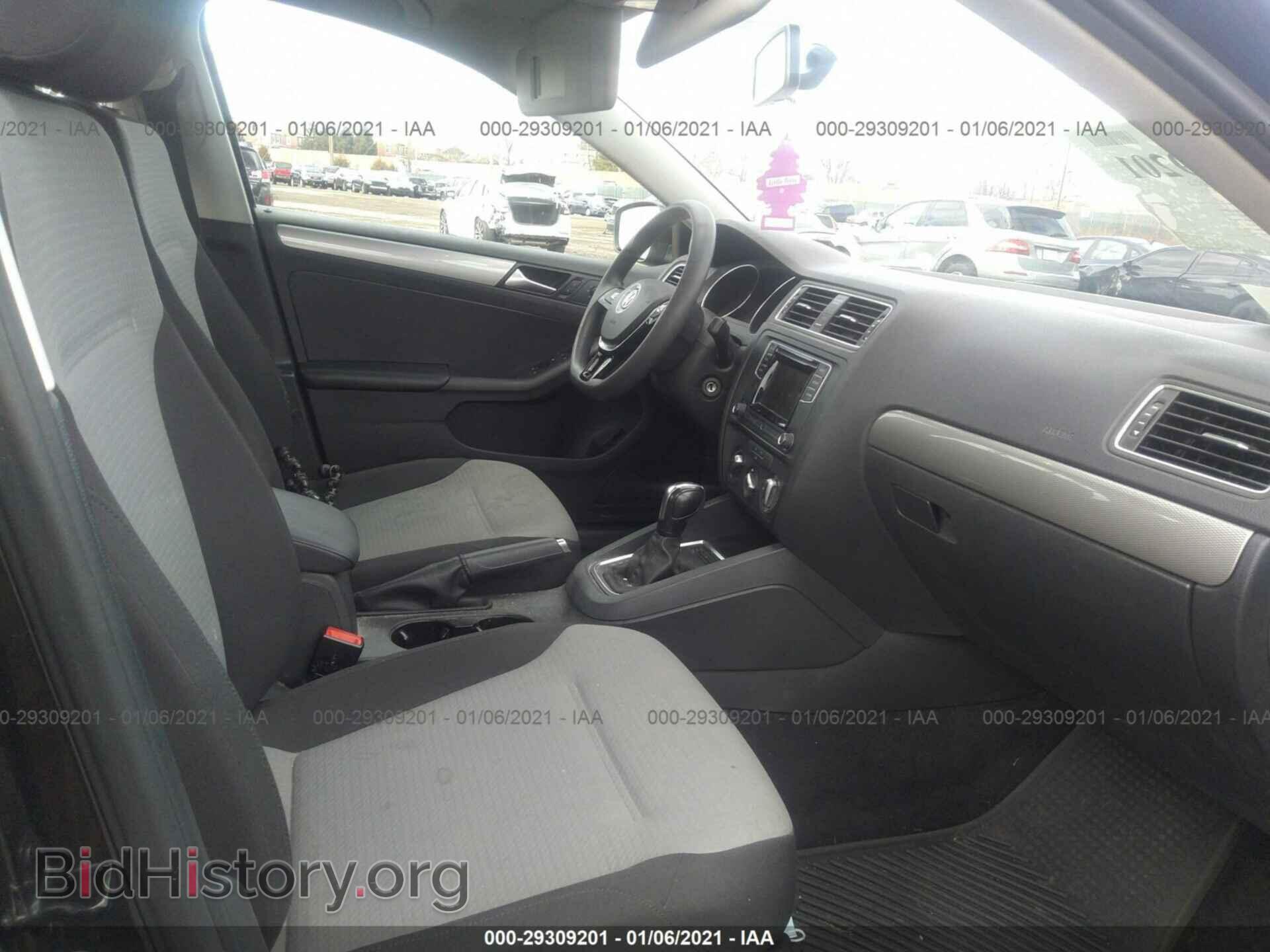 2017 VOLKSWAGEN JETTA - VIN: 3VW2B7AJ8HM374753 - Фото 5