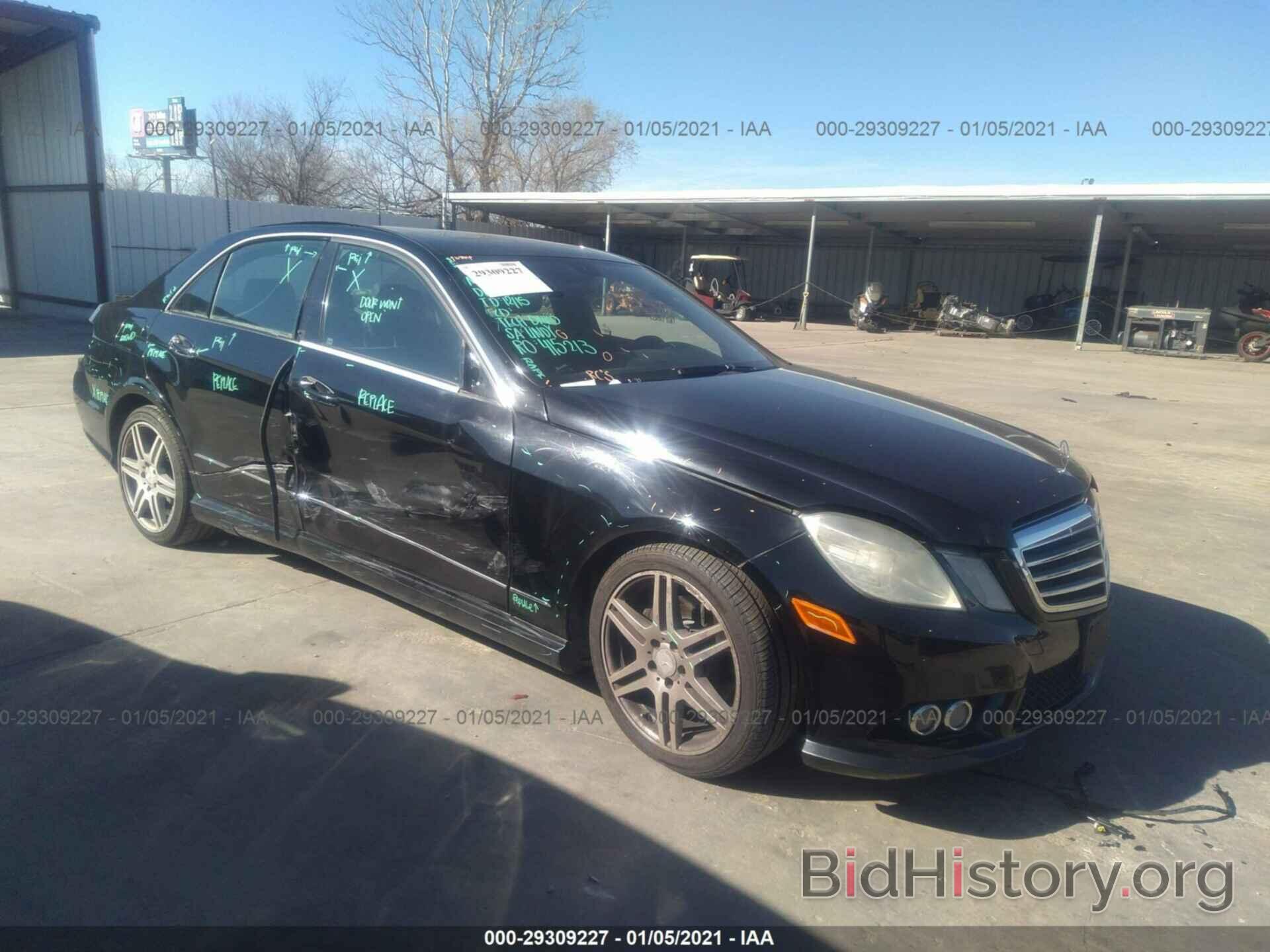 Photo WDDHF5GB5AA040209 - MERCEDES-BENZ E-CLASS 2010