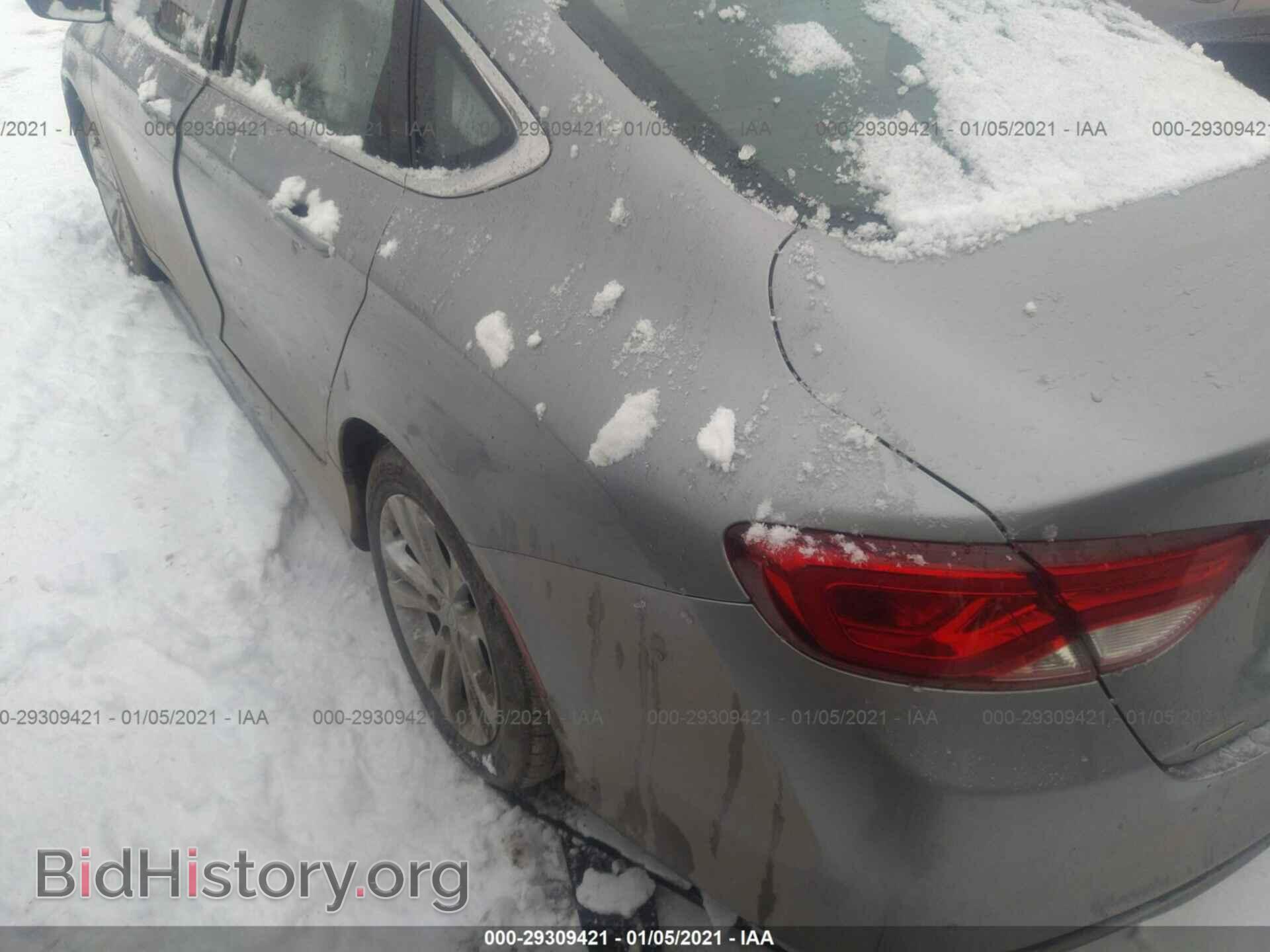 2016 CHRYSLER 200 - VIN: 1C3CCCAB7GN127660 - Фото 3