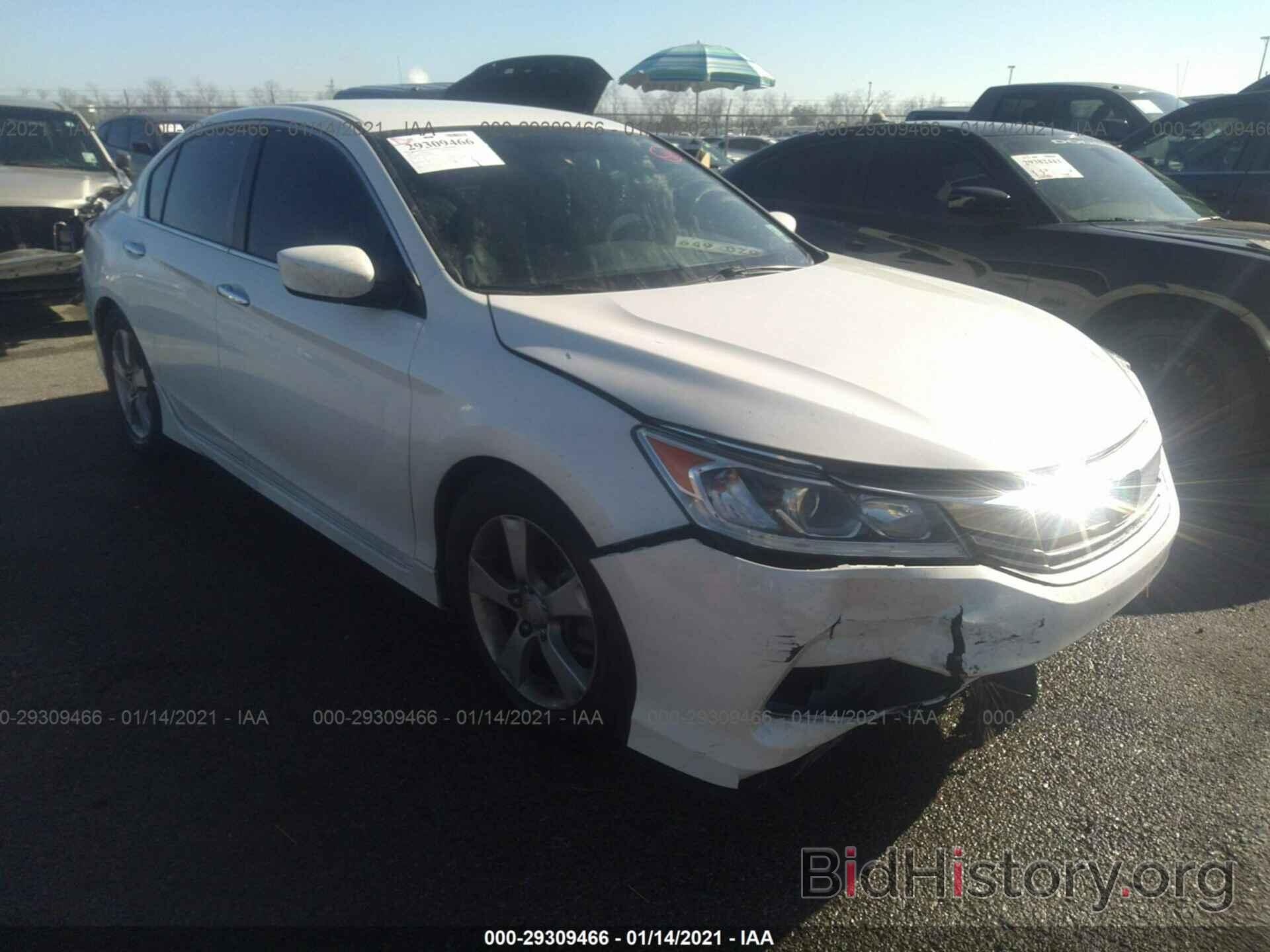 Photo 1HGCR2F16HA048091 - HONDA ACCORD SEDAN 2017