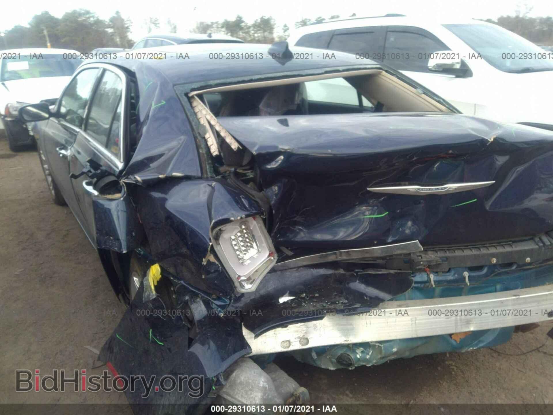 2016 CHRYSLER 300 - VIN: 2C3CCAEG0GH357916 - Фото 3