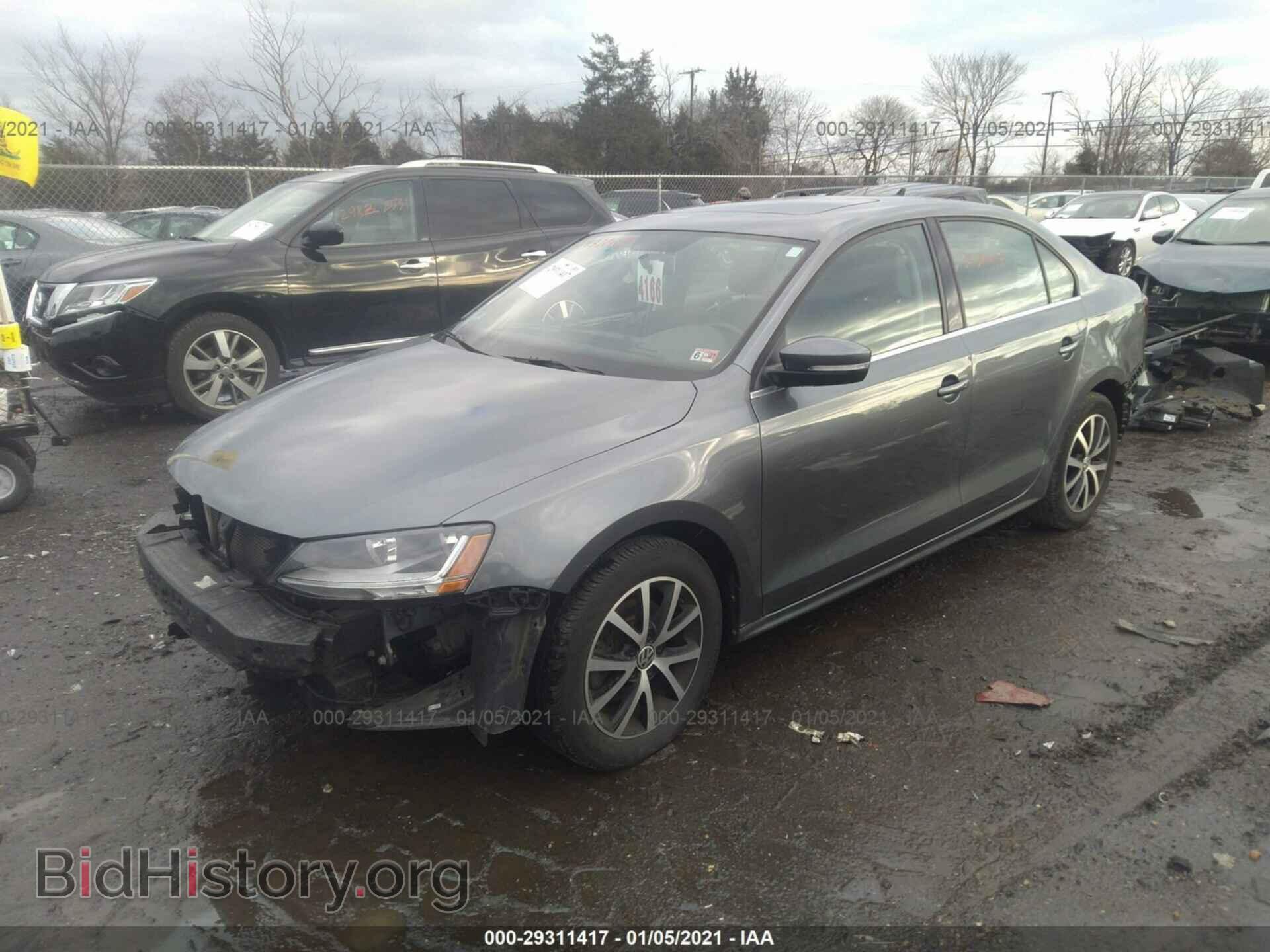 2017 VOLKSWAGEN JETTA - VIN: 3VWDB7AJ1HM310837 - Фото 2