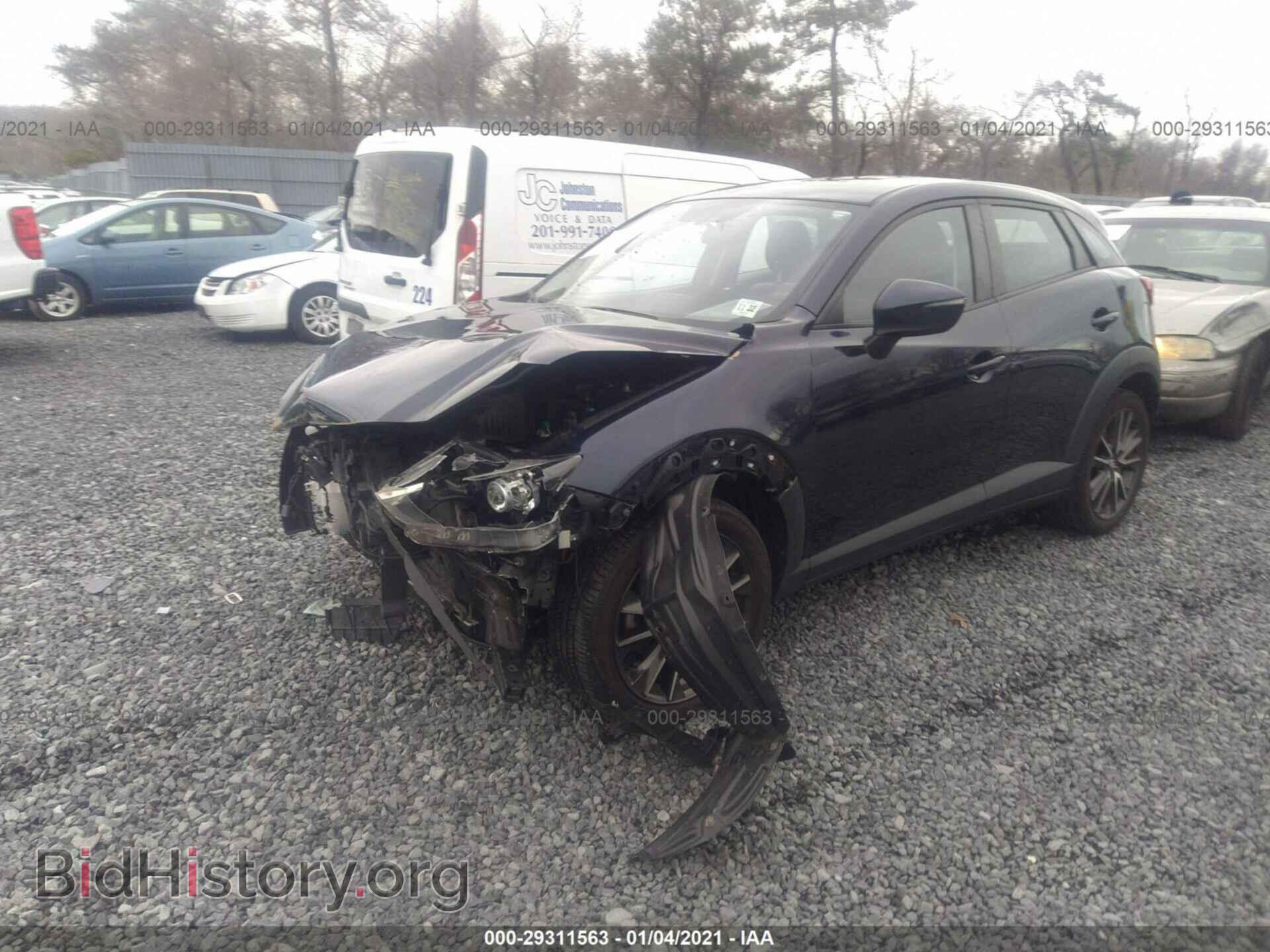 2017 MAZDA CX-3 - VIN: JM1DKFC75H0141018 - Фото 2