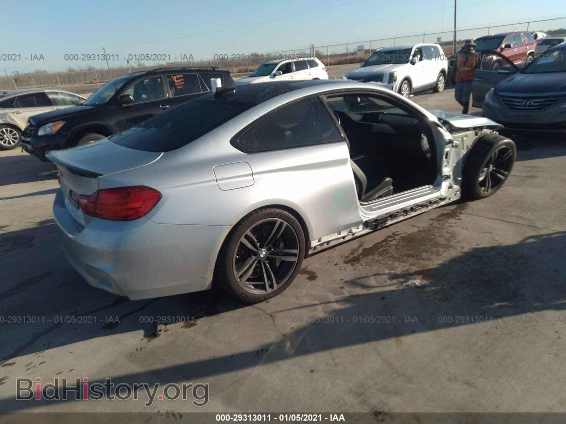 2015 BMW M4 - VIN: WBS3R9C52FK333594 - Фото 4