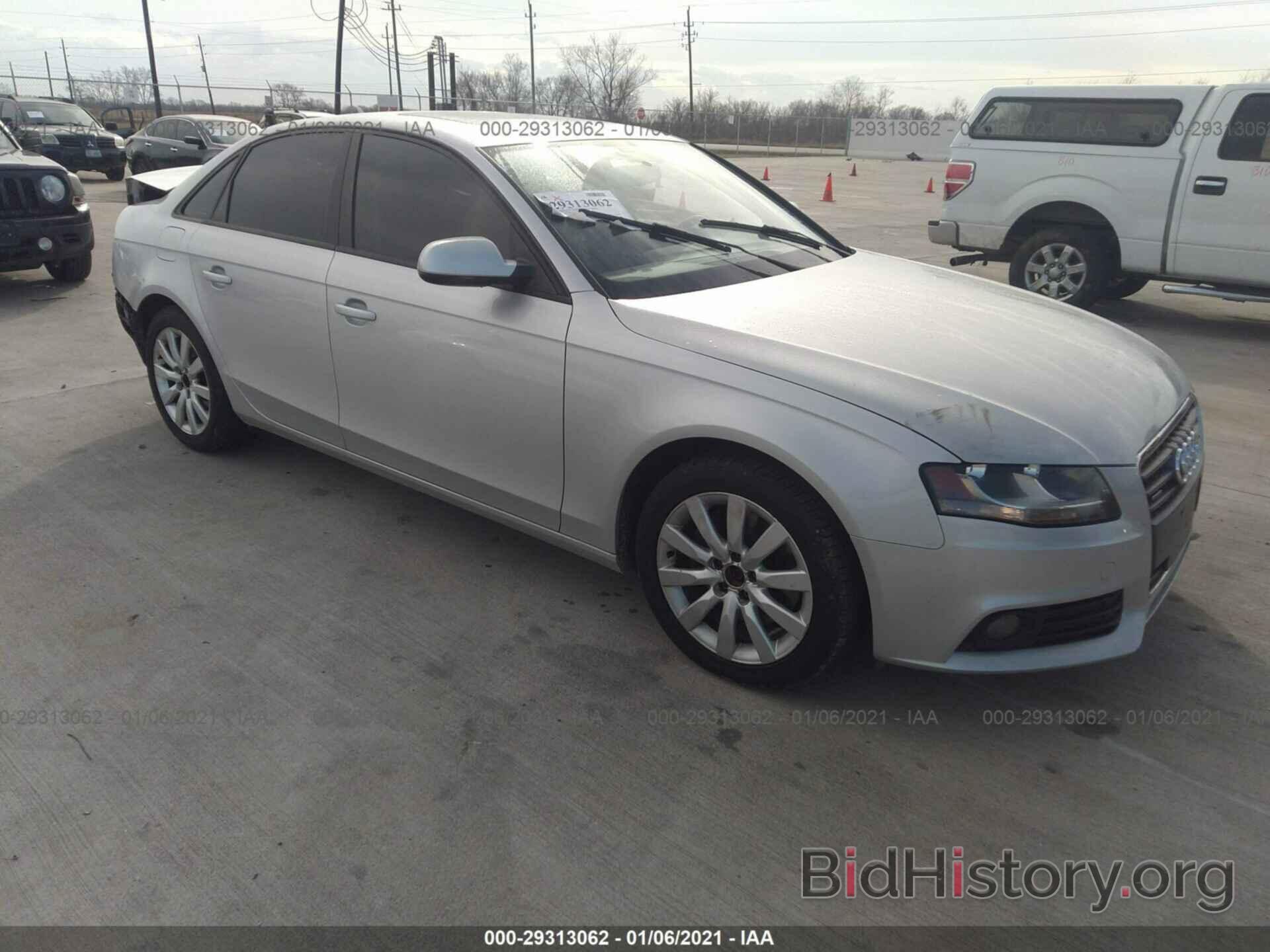 Photo WAUBFAFL3BA085036 - AUDI A4 2011