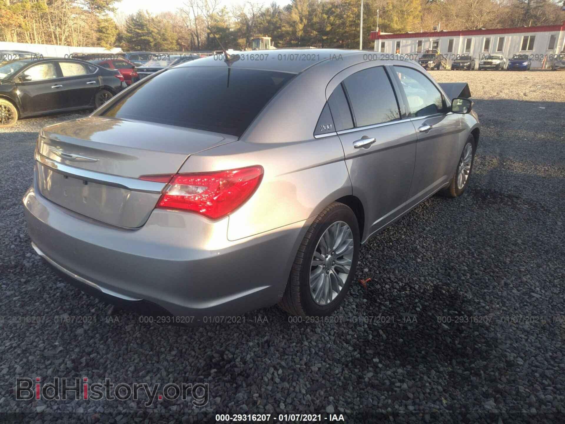 2013 CHRYSLER 200 - VIN: 1C3CCBCG5DN520426 - Фото 4