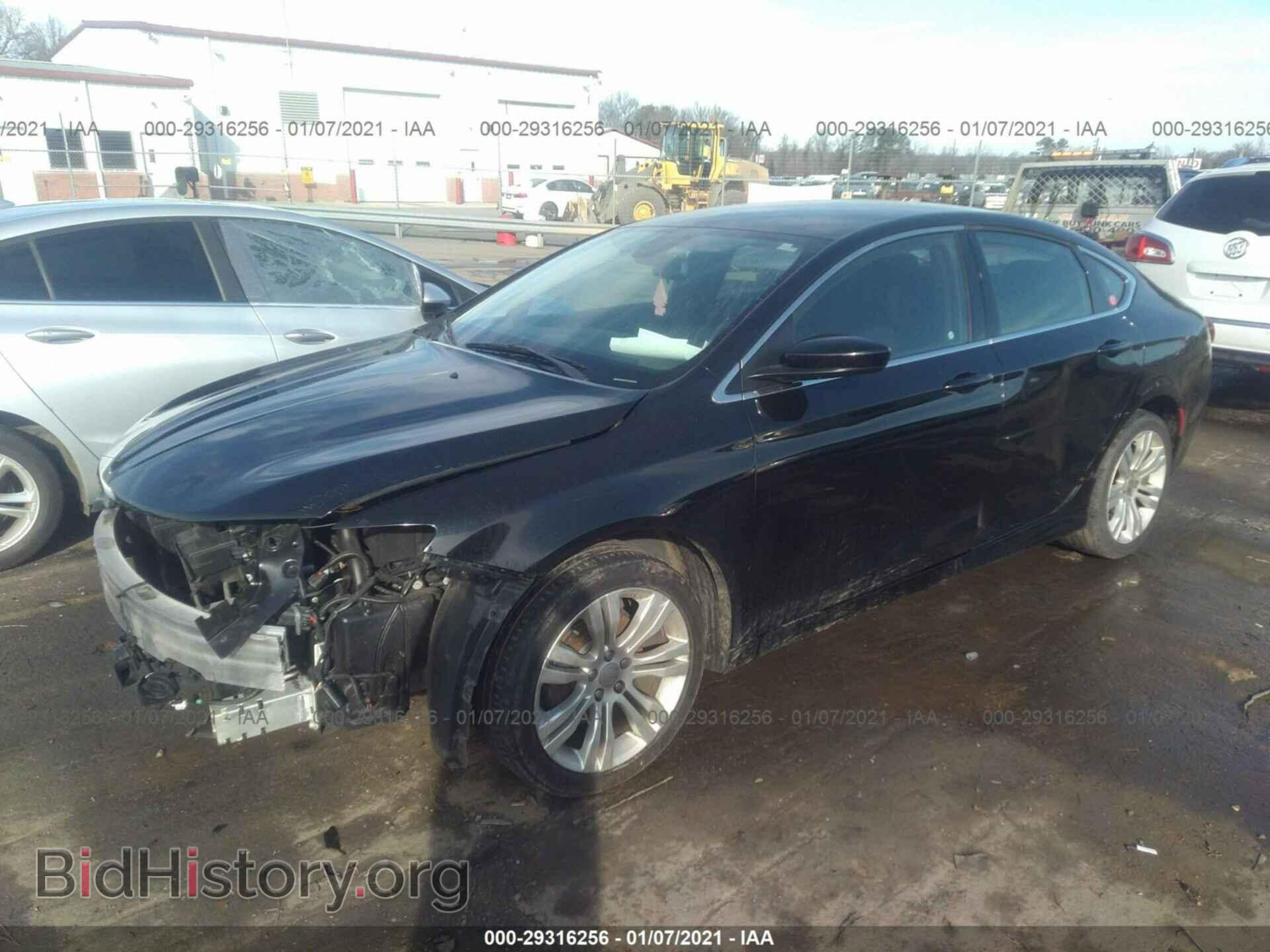 2016 CHRYSLER 200 - VIN: 1C3CCCAB1GN135382 - Photo 2