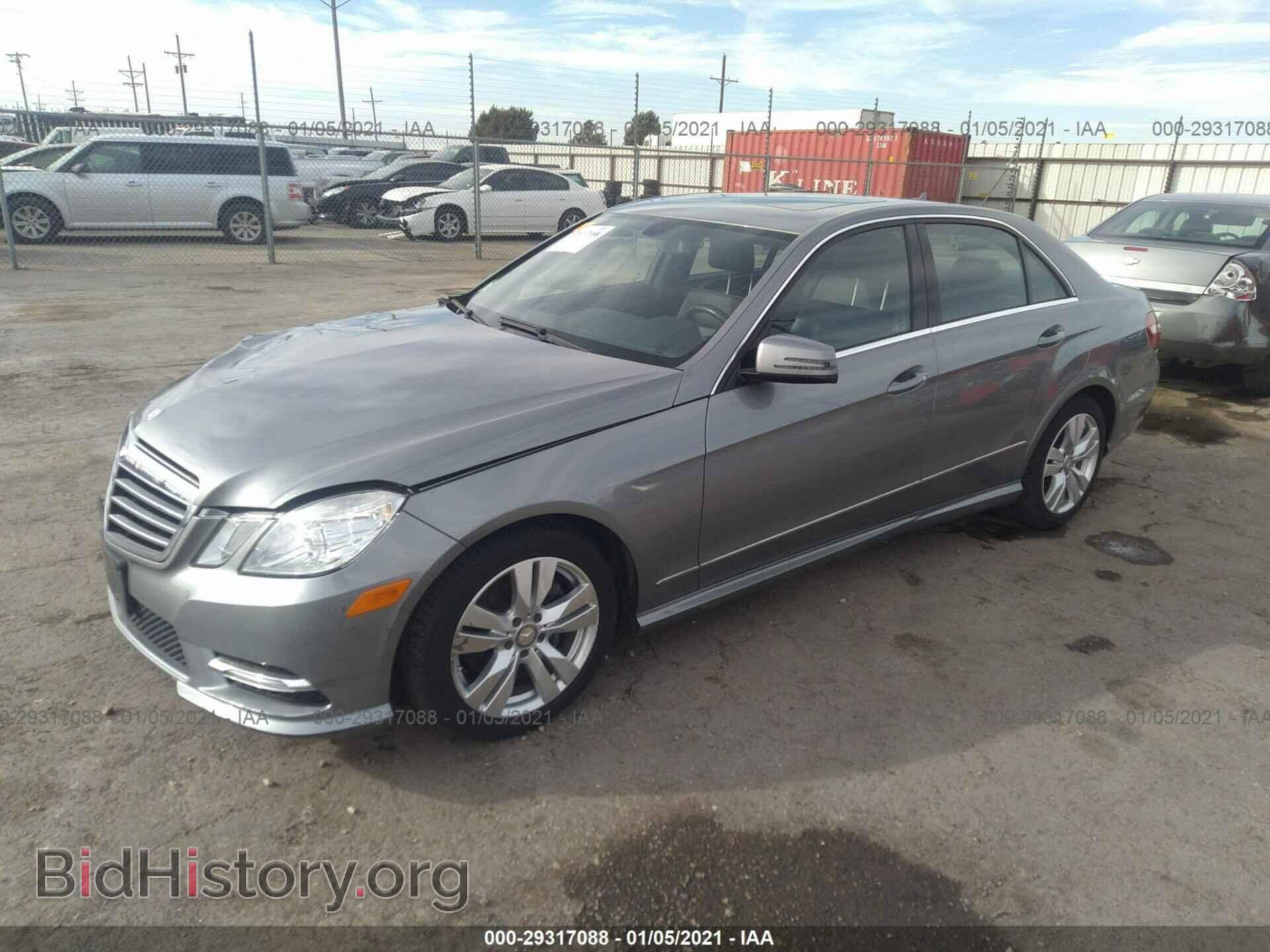 2013 MERCEDES-BENZ E-CLASS - VIN: WDDHF9FB1DA753167 - Фото 2