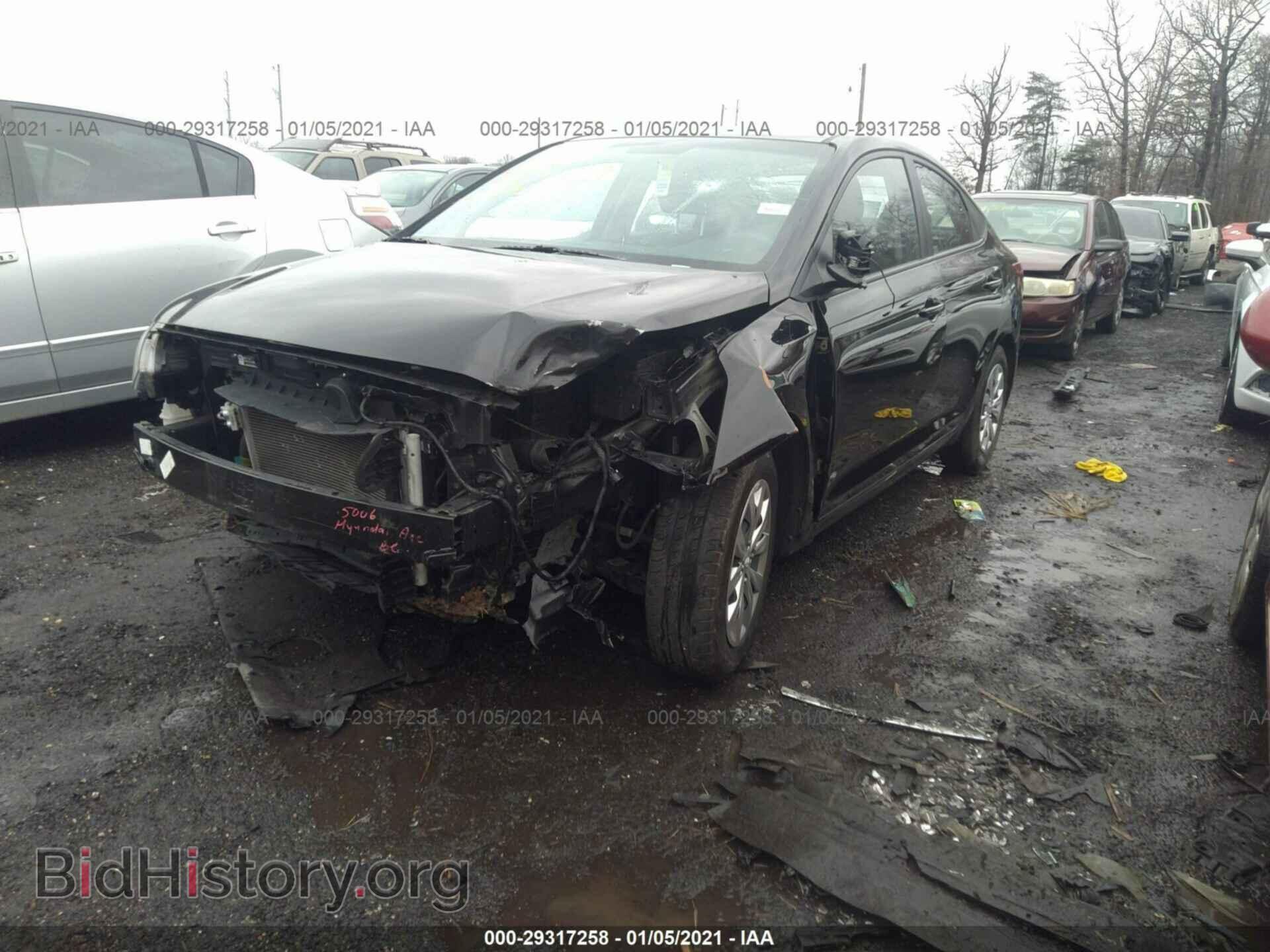 2018 HYUNDAI ACCENT - VIN: 3KPC24A30JE028350 - Фото 2
