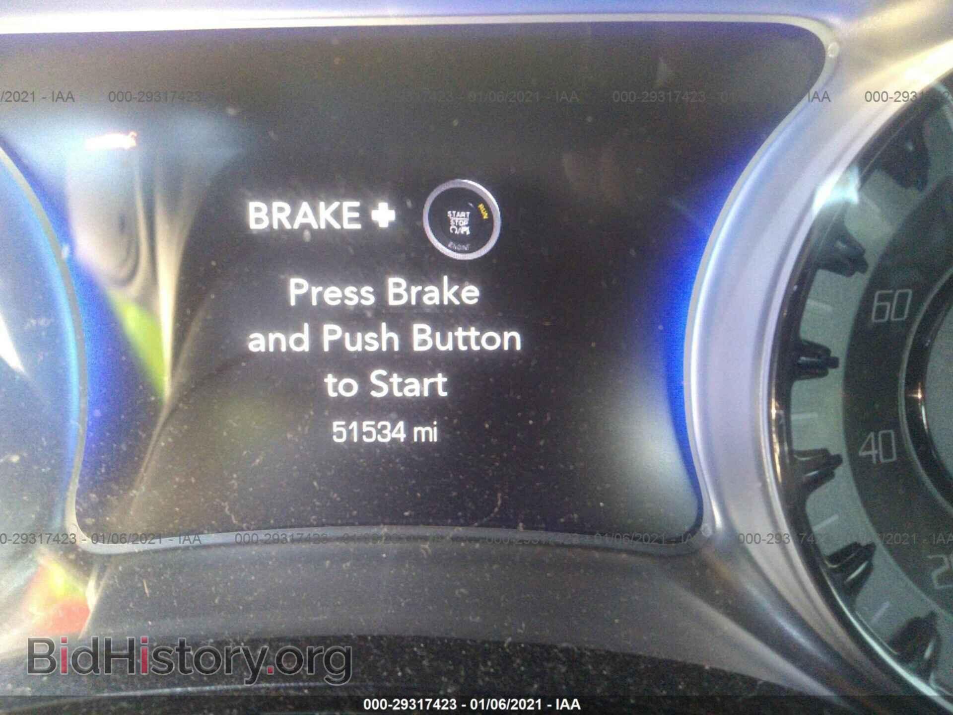 2019 CHRYSLER 300 - VIN: 2C3CCABG5KH569465 - Фото 7