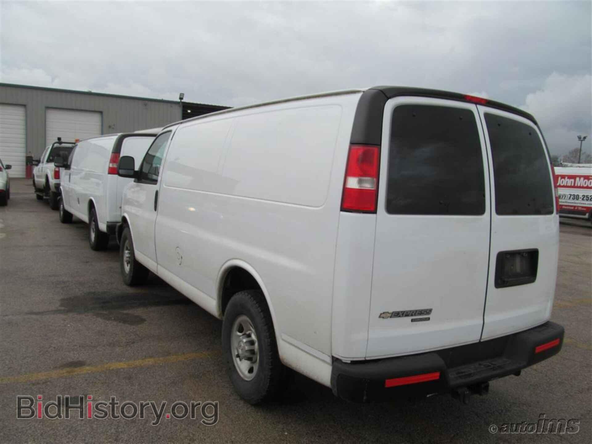 2015 CHEVROLET EXPRESS CARGO VAN - VIN: 1GCWGFCF8F1260903 - Photo 4