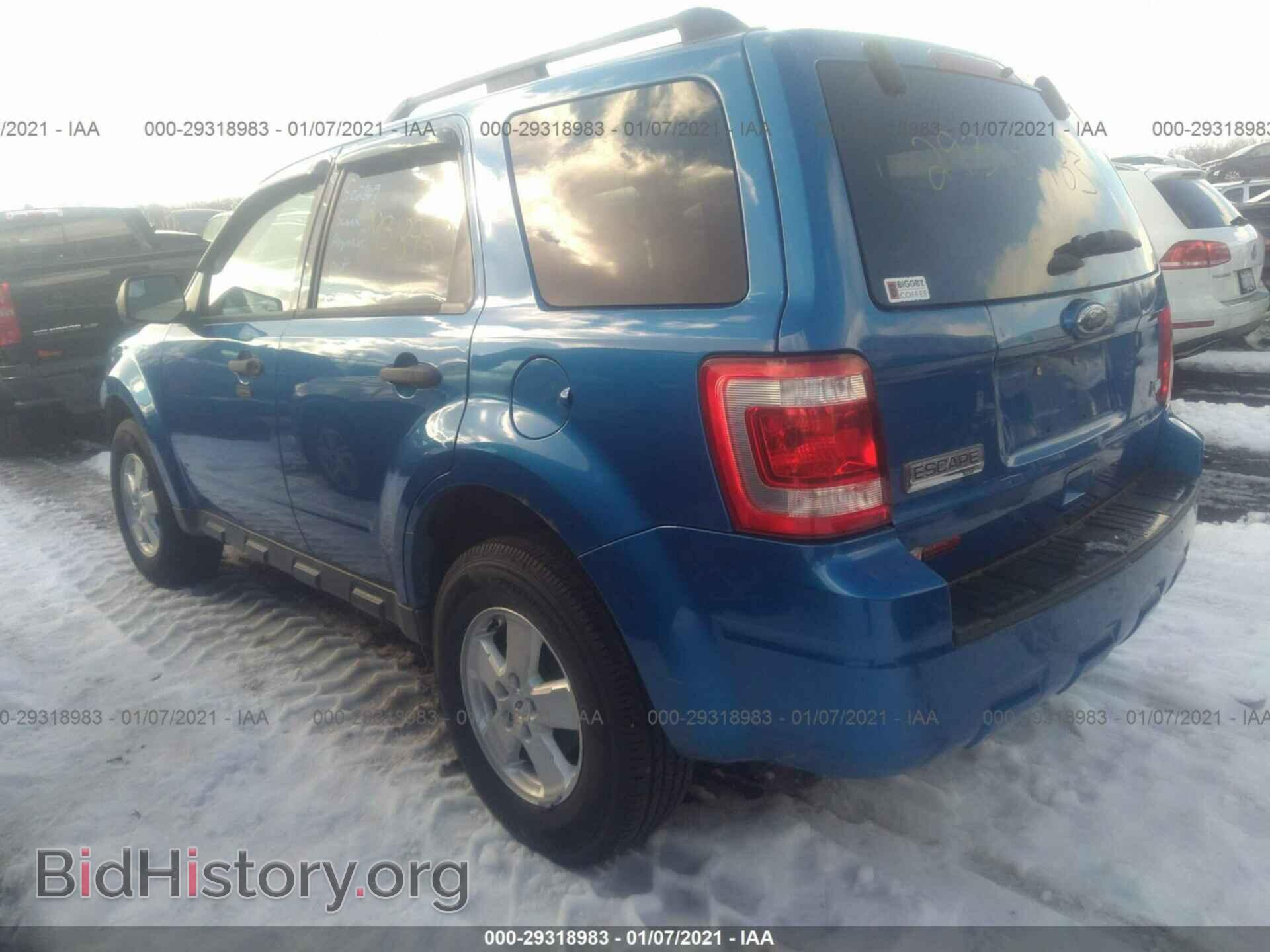 2011 FORD ESCAPE - VIN: 1FMCU9DG7BKB17302 - Фото 3
