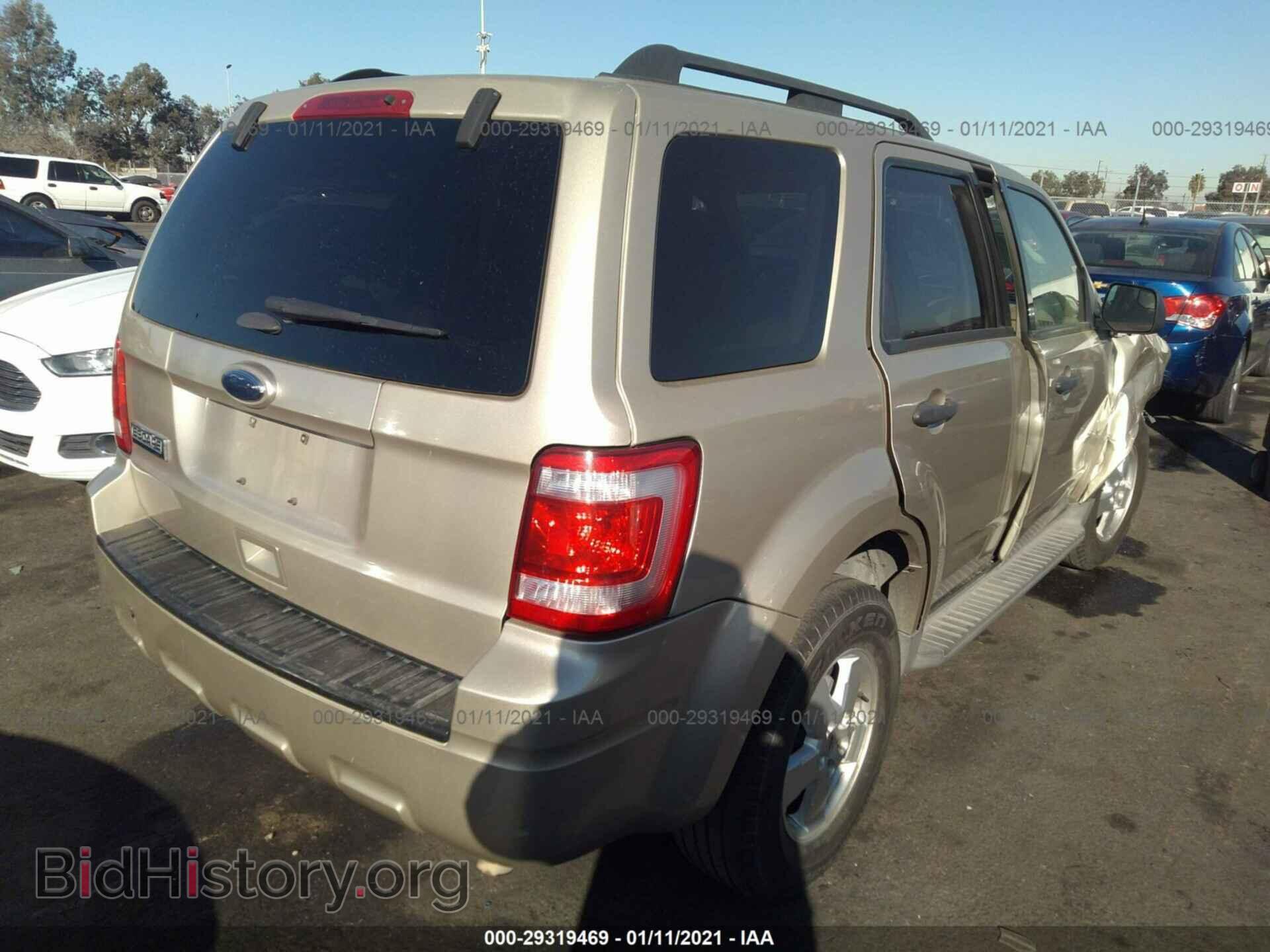 2011 FORD ESCAPE - VIN: 1FMCU0D79BKB65427 - Фото 4