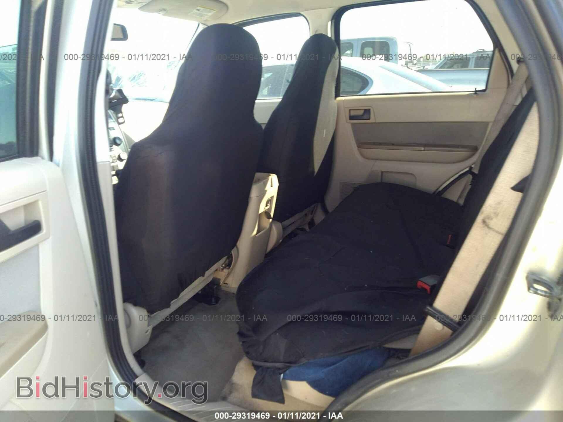 2011 FORD ESCAPE - VIN: 1FMCU0D79BKB65427 - Фото 8