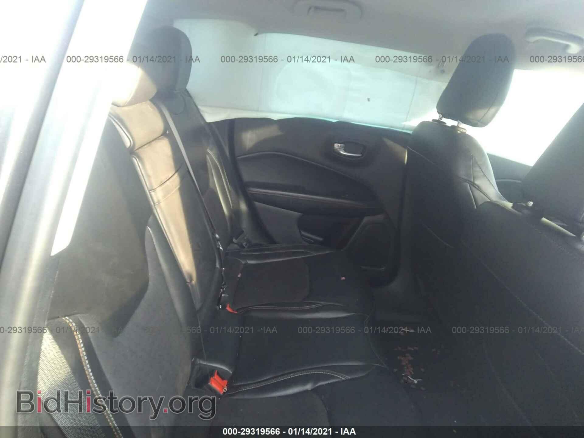 2018 JEEP COMPASS - VIN: 3C4NJDBB5JT366260 - Фото 8