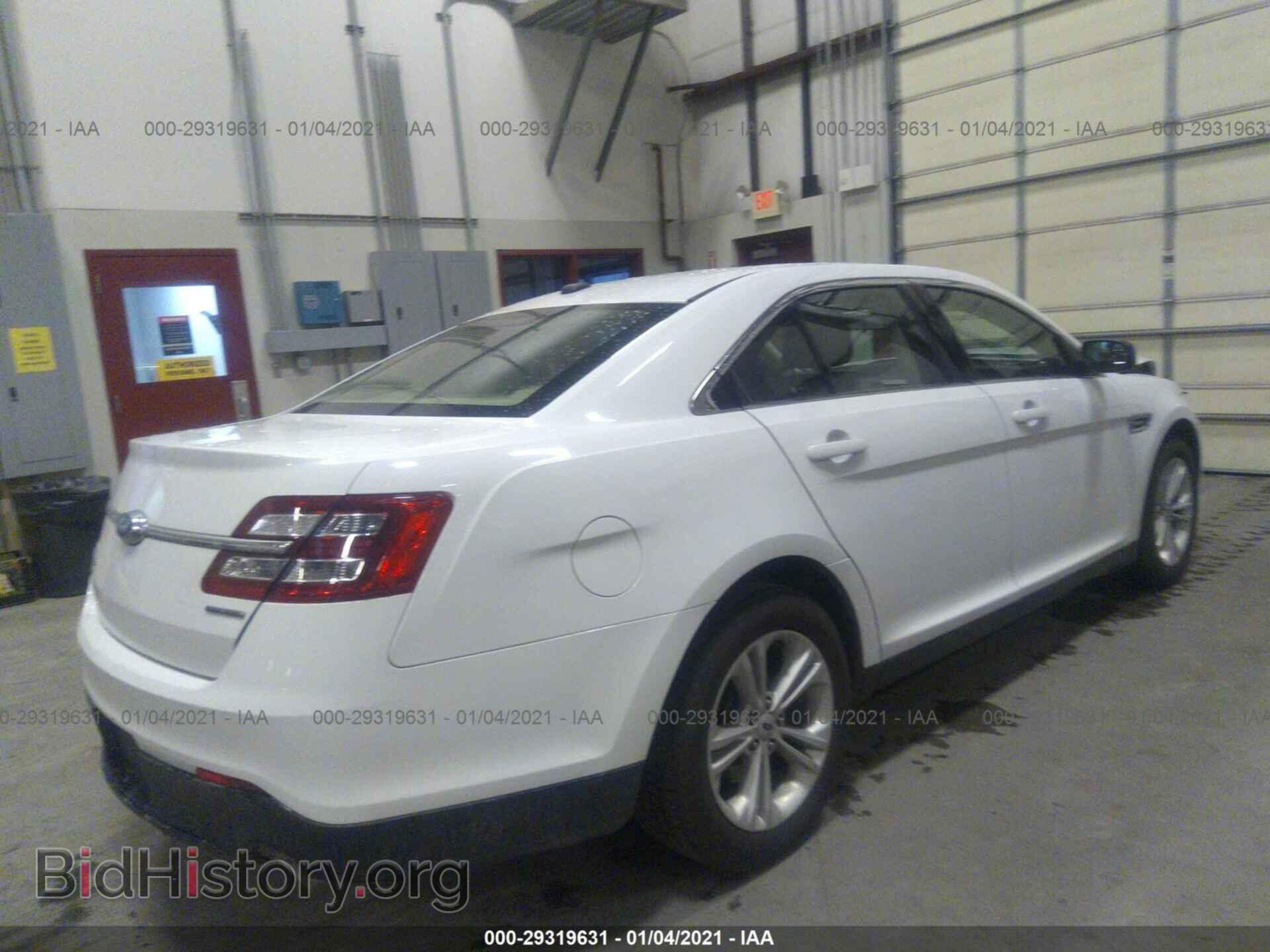 2019 FORD TAURUS - VIN: 1FAHP2D82KG107836 - Фото 4