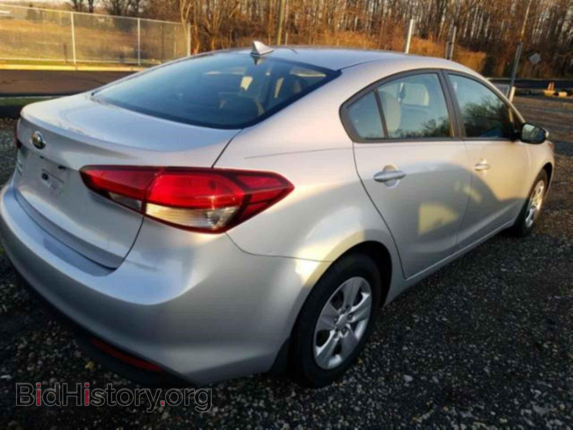 2017 KIA FORTE - VIN: 3KPFK4A78HE032348 - Фото 4