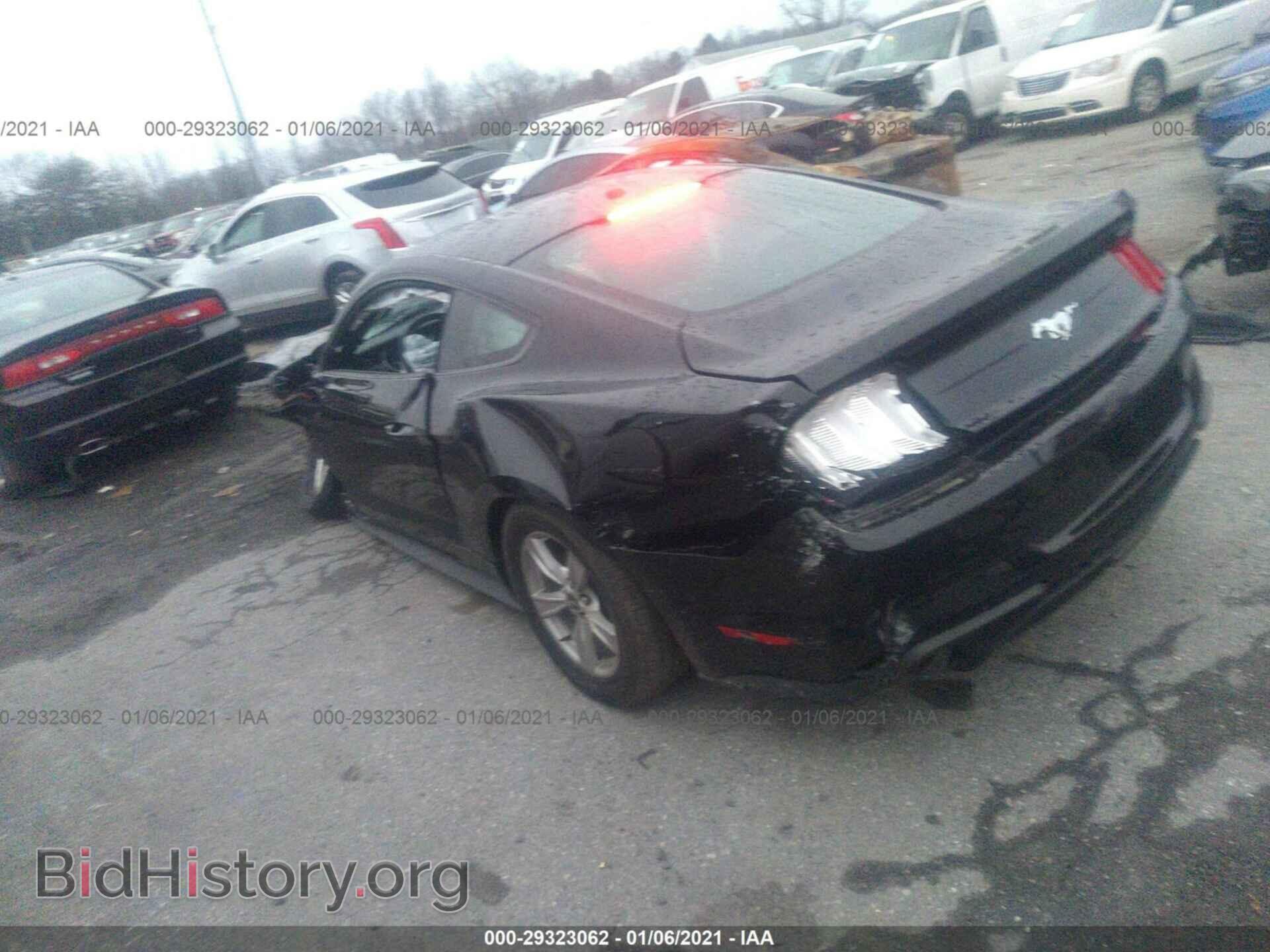 2020 FORD MUSTANG - VIN: 1FA6P8TH1L5123714 - Фото 3