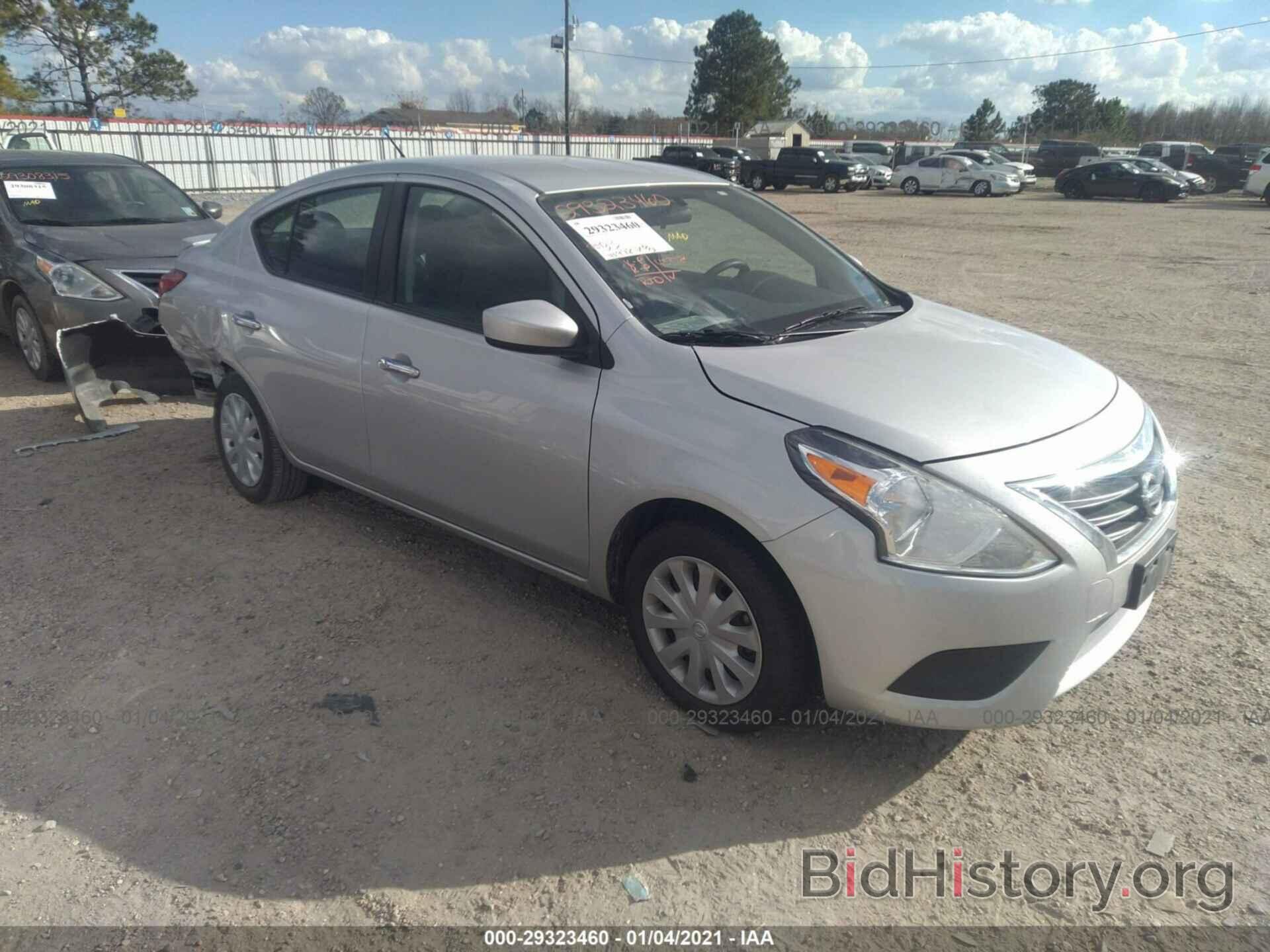 Photo 3N1CN7AP2JL884470 - NISSAN VERSA SEDAN 2018